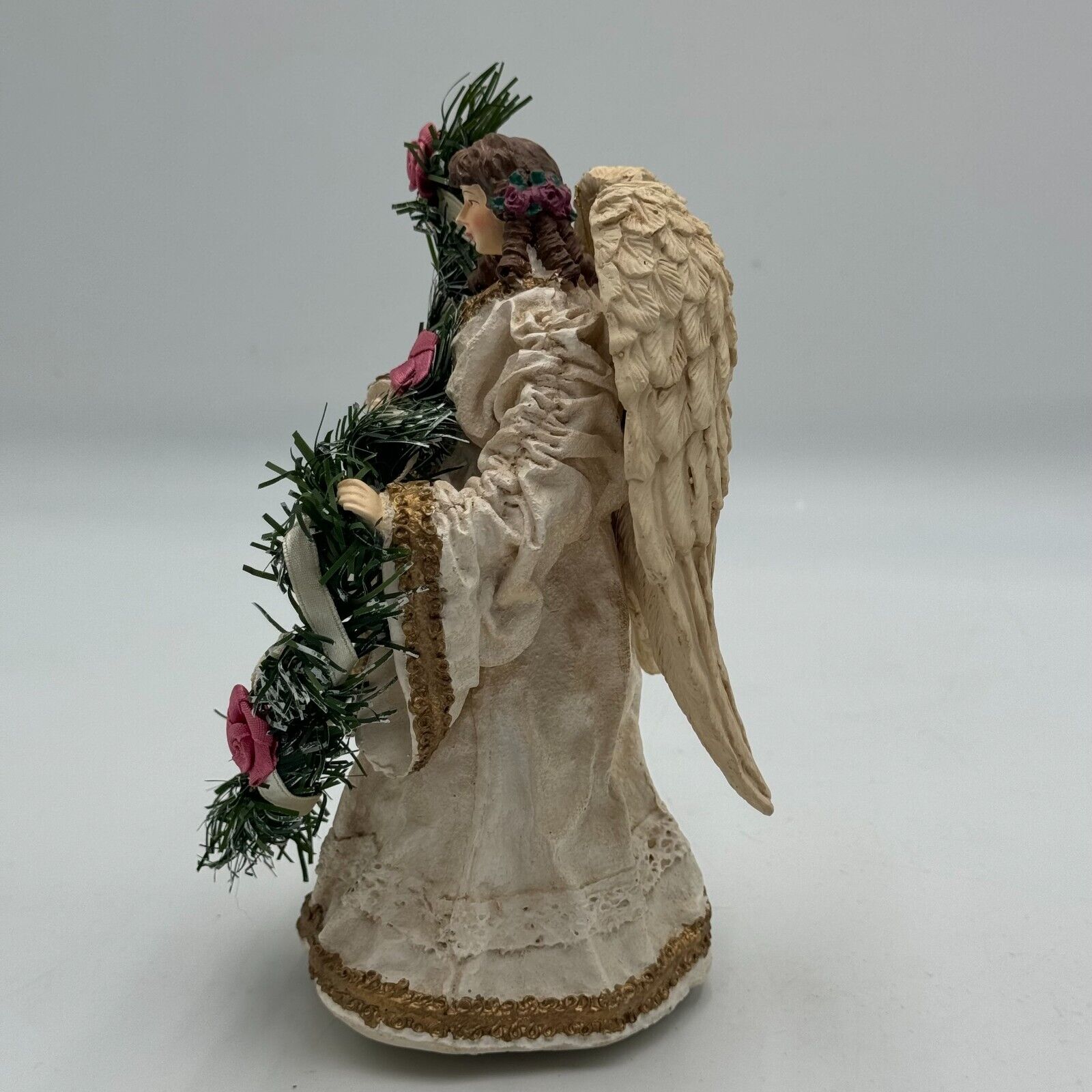 House of Lloyd  Intricate & Elegant Angel Musical Christmas Figurine WORKING