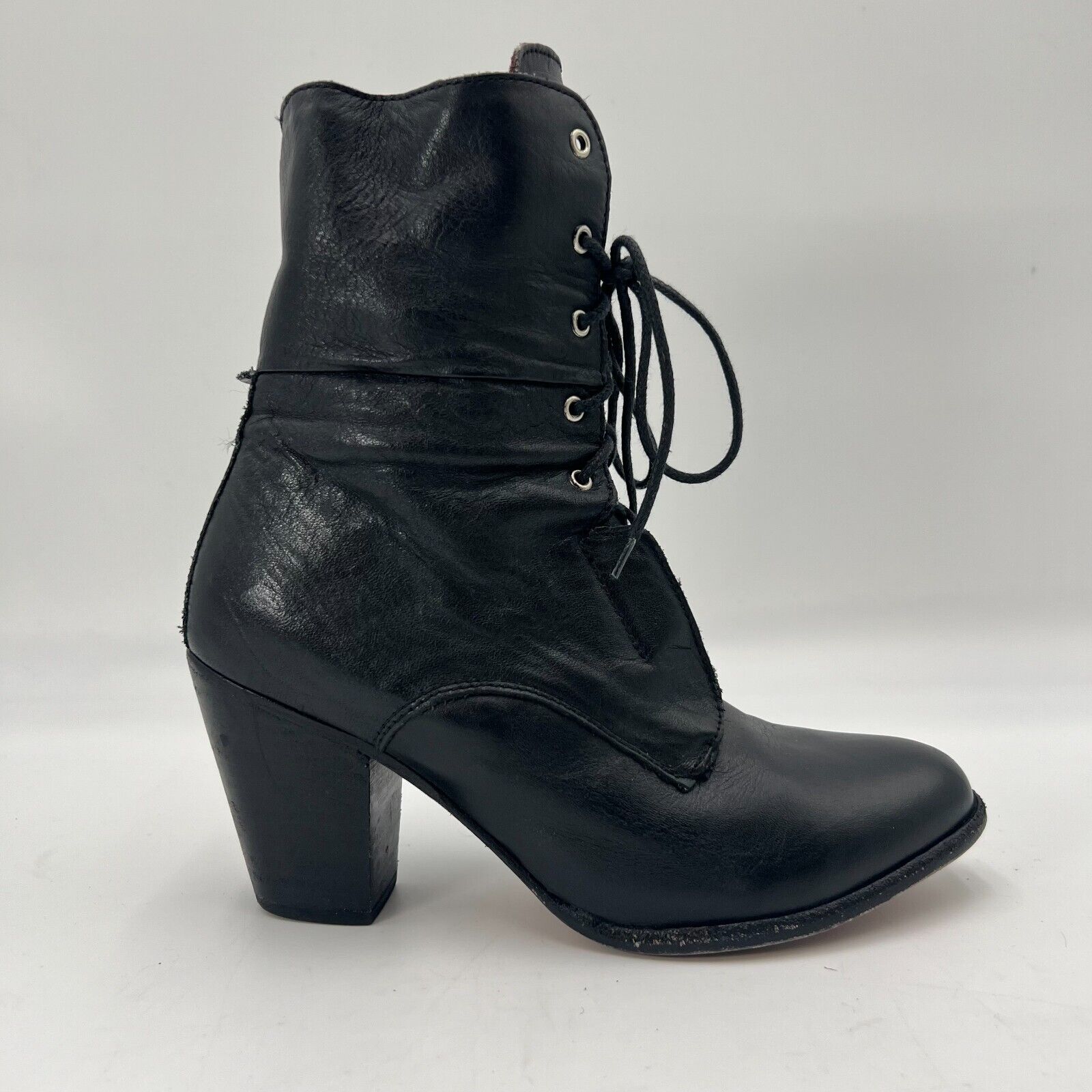 Zigi Soho Coraline Black Leather Lace Up Ankle Boots 3 inch Heel Womens Size 8M