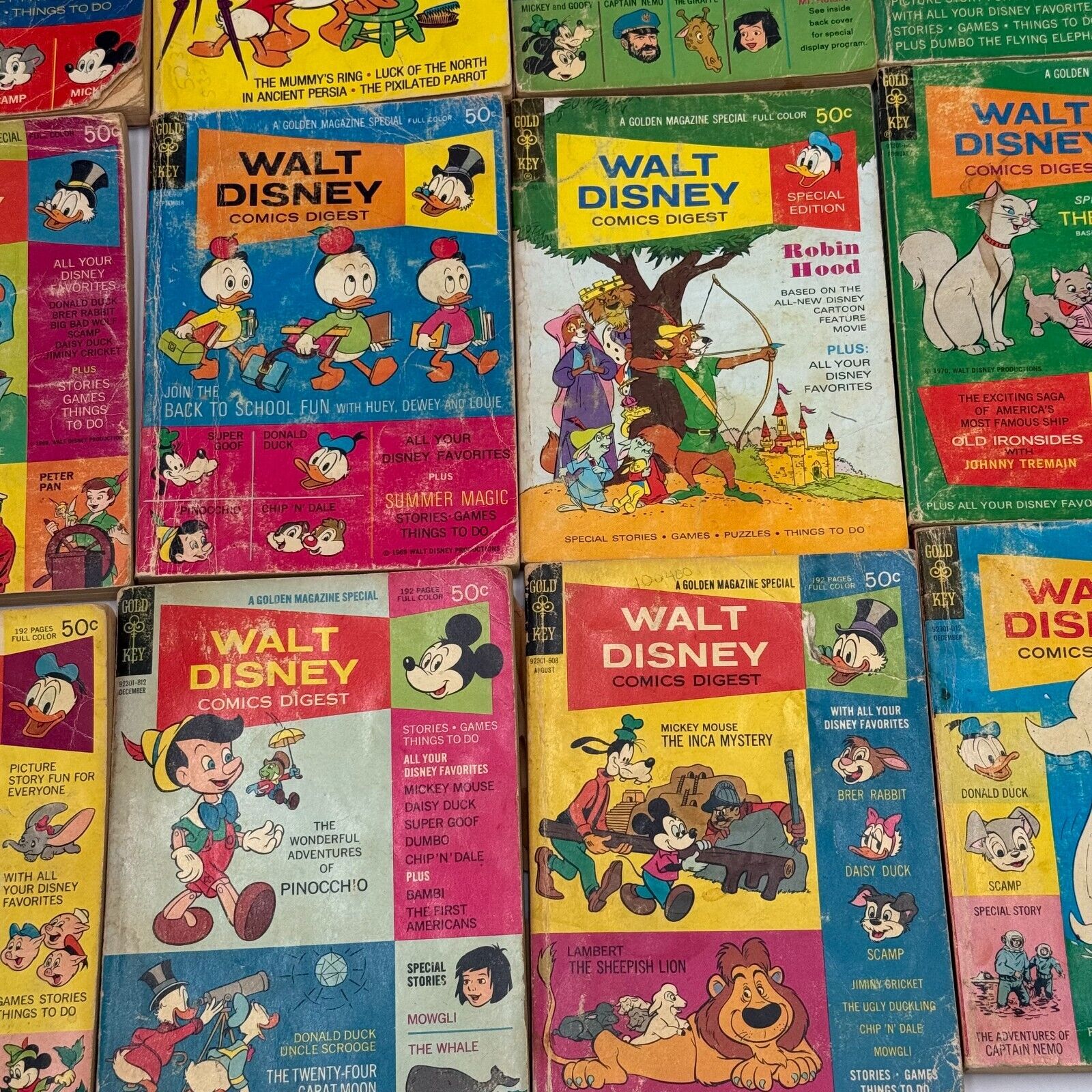 Lot of 34 Vintage Walt Disney Comics Digest Books Collection - US CLASSIC COMICS