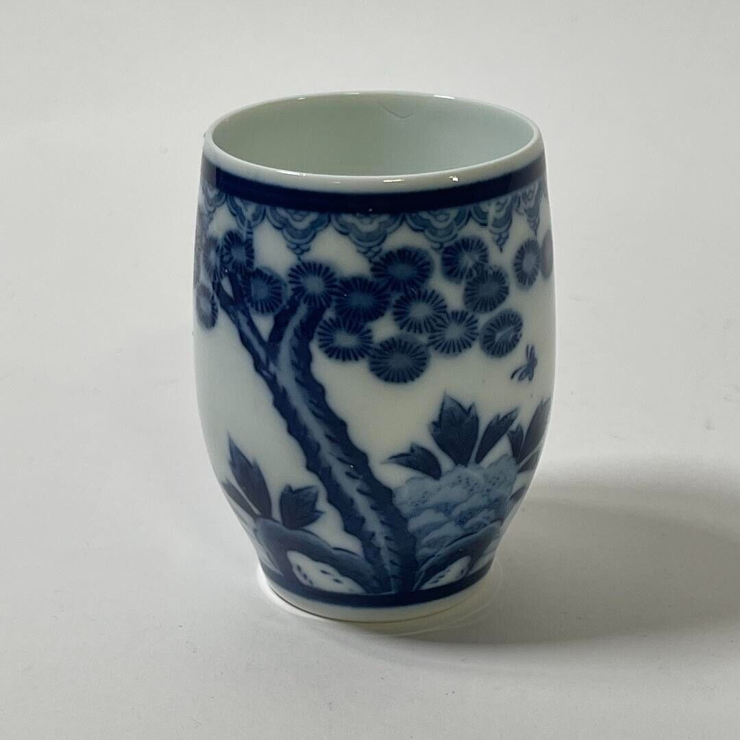 Vintage Diplomat Japanese blue and white porcelian Candle Holder