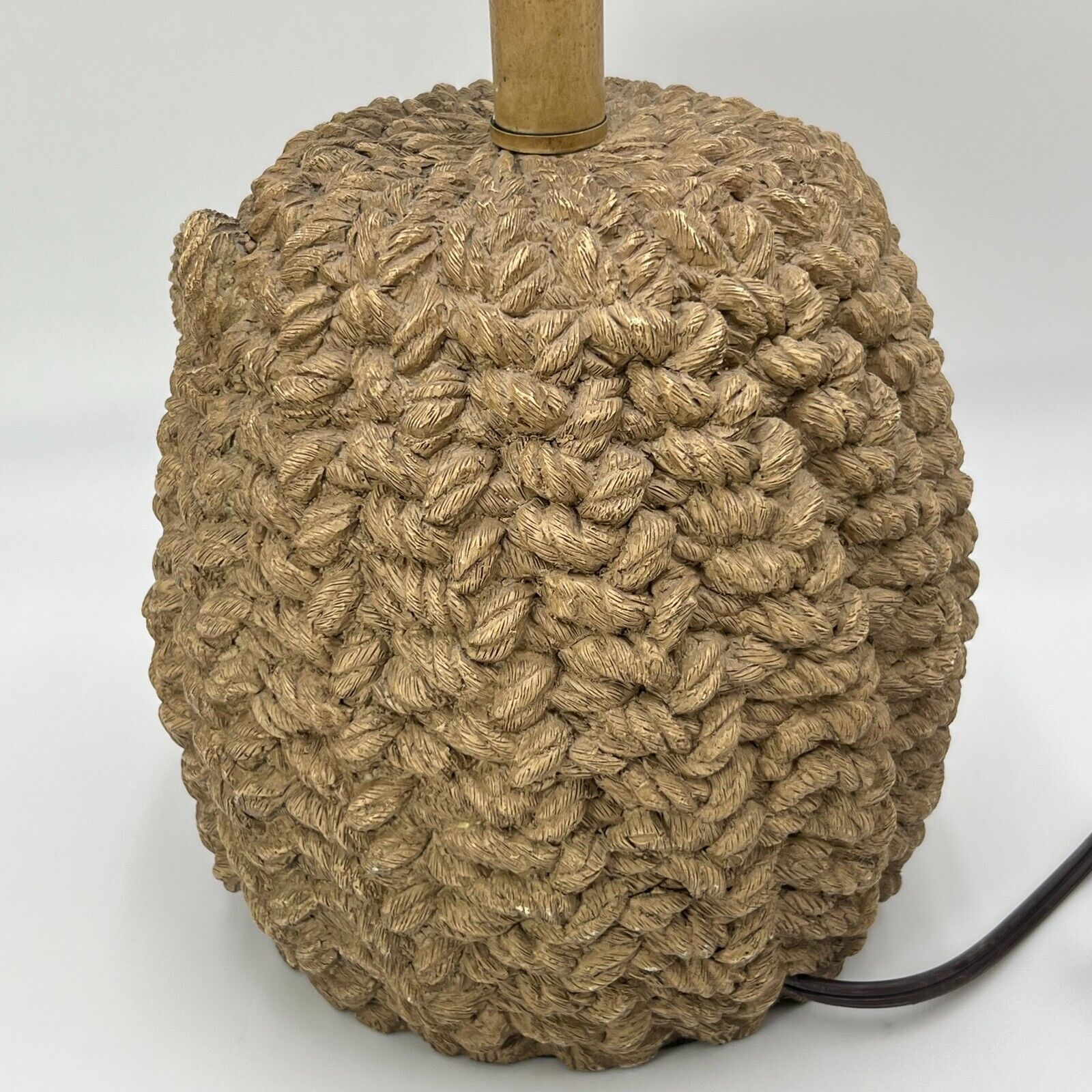 Vintage Carved Wood Rope Knot Design Plug in 19” Table Lamp Tested Work No Shade