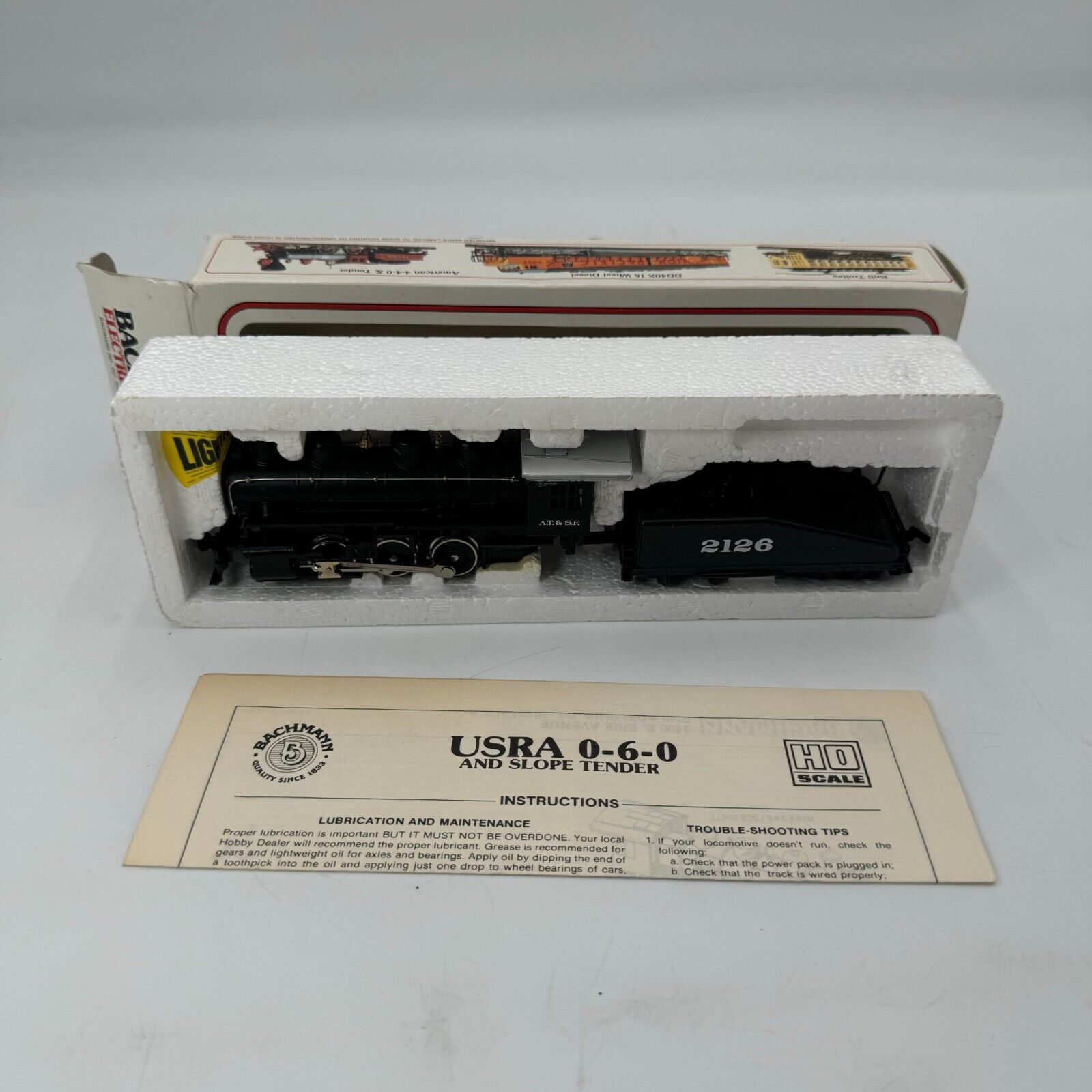 Bachmann HO Scale USRA 0-6-0 & Slope Tender Santa Fe 2126 Railroad Train Car