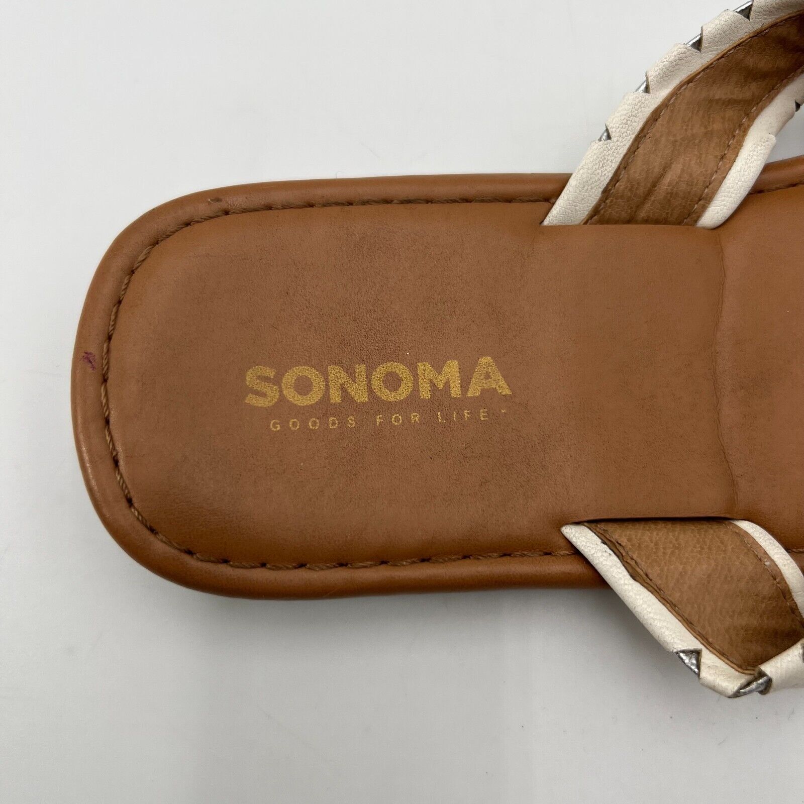 Sonoma Goods For Life Sandal Thongs White Silver Tan Flats Womens Size 8