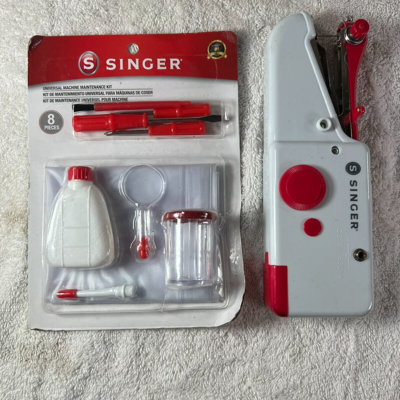 SINGER Stitch Sew Quick Handheld Cordless Mending Sewing Machine w/ Accessories