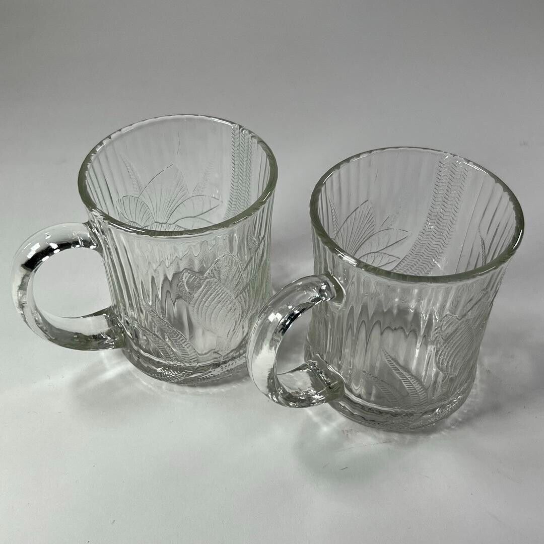 Vintage Arcoroc Floral Crocus Embossed Glass Canterbury 10oz Mugs Matching Pair