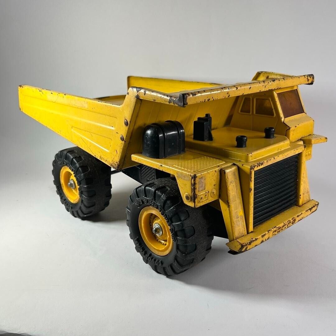 1985 REMCO CAT Metal Dump Truck Caterpillar 785 Toy 7” Vintage