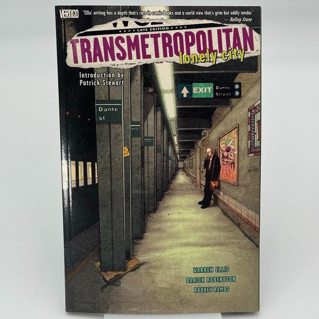 Transmetropolitan Lonely City by Warren Ellis Vertigo Graphic Novel 2001 PB