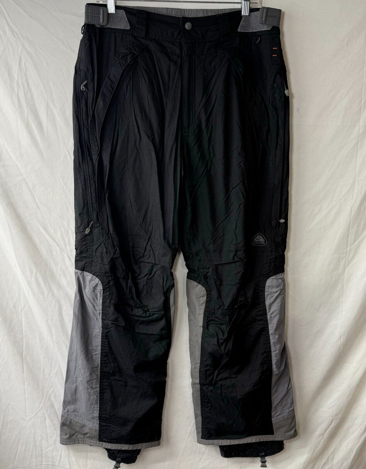 Nike ACG Storm Fit Snow Ski Pants Black Gray 3 Layer All Conditions Mens Size M