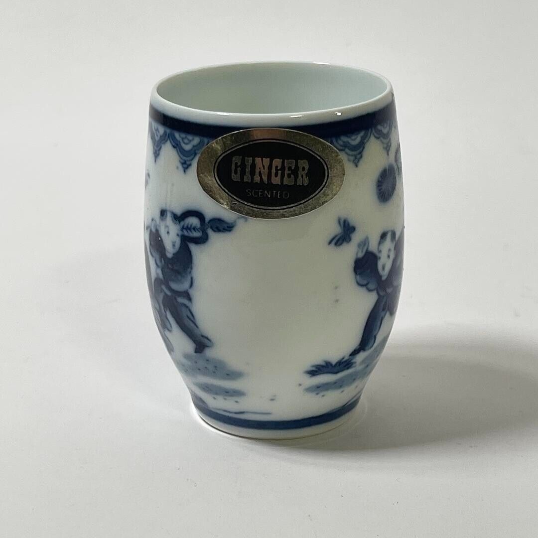 Vintage Diplomat Japanese blue and white porcelian Candle Holder