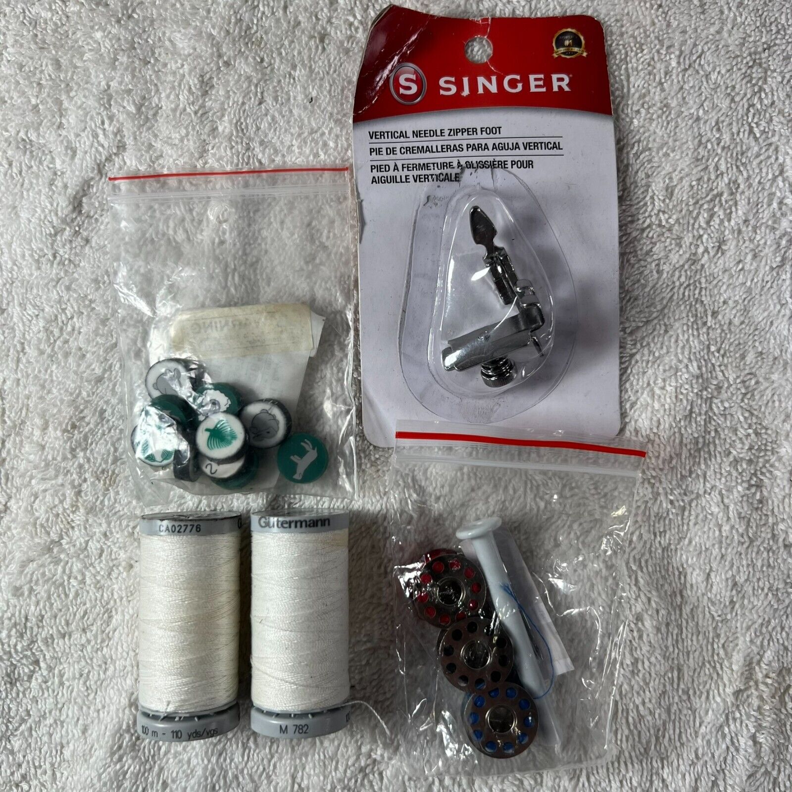 Singer Stitch Sew Quick Handheld Cordless Mending Sewing Machine w/ Accessories