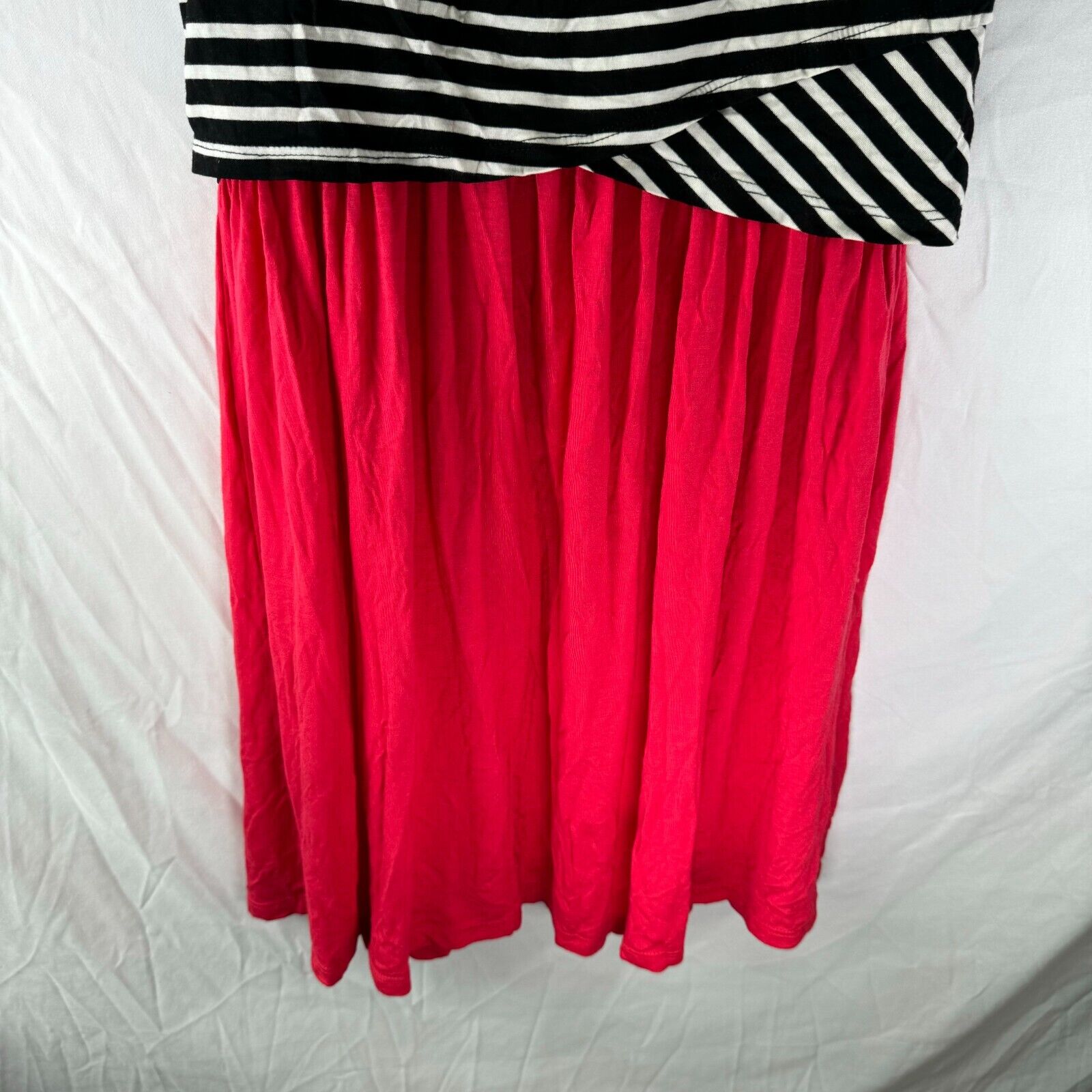 Espresso Sun Dress Short Skirt Style Pink Bottom Black White Top Womens Size XL