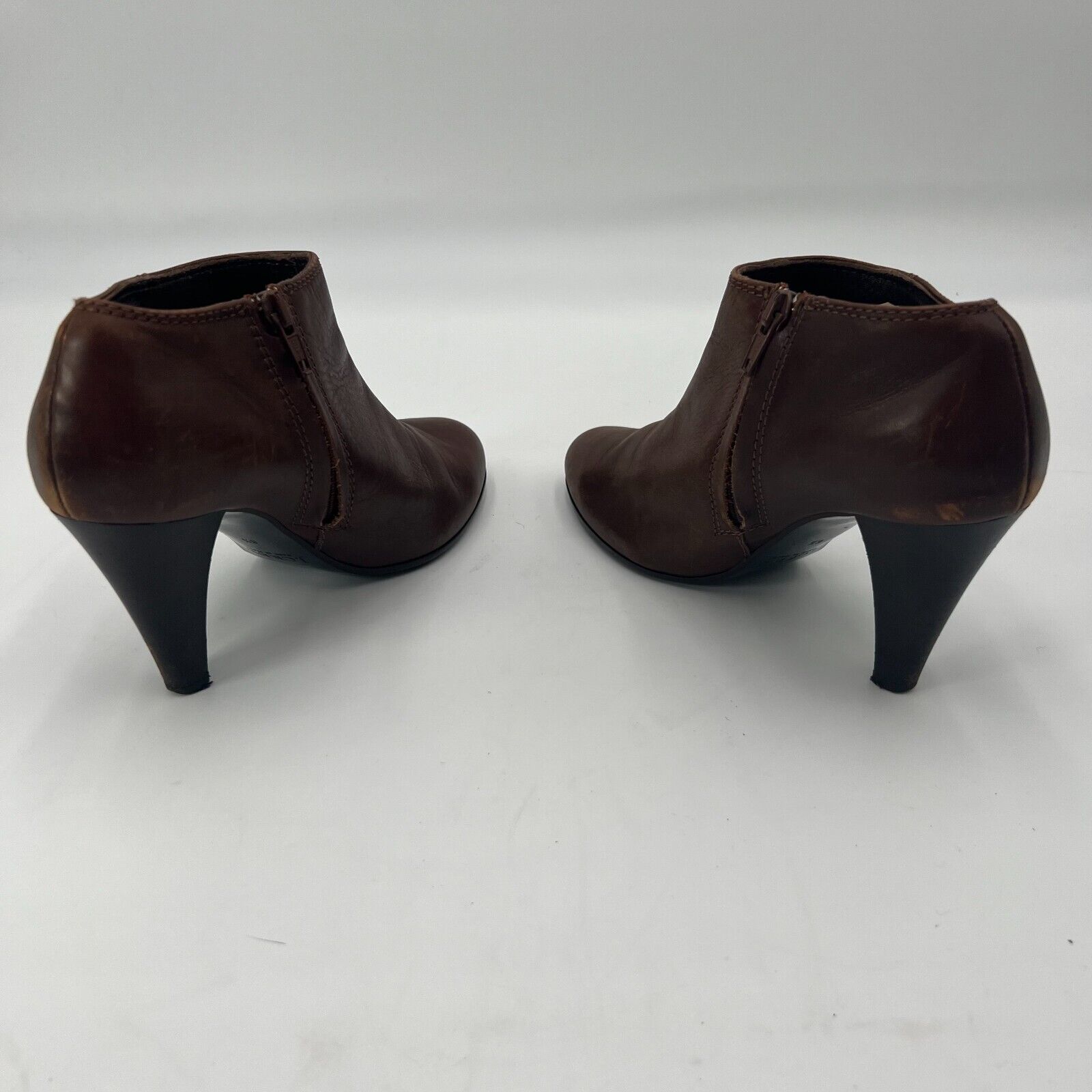 J. Crew Kingston Ankle Boot Chocolate Brown Italian Leather 3 inch Heel Size 6.5