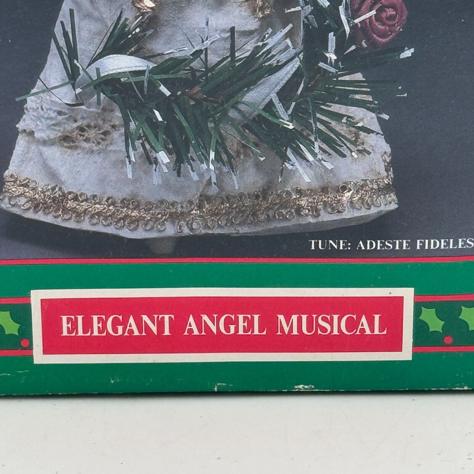 House of Lloyd  Intricate & Elegant Angel Musical Christmas Figurine WORKING