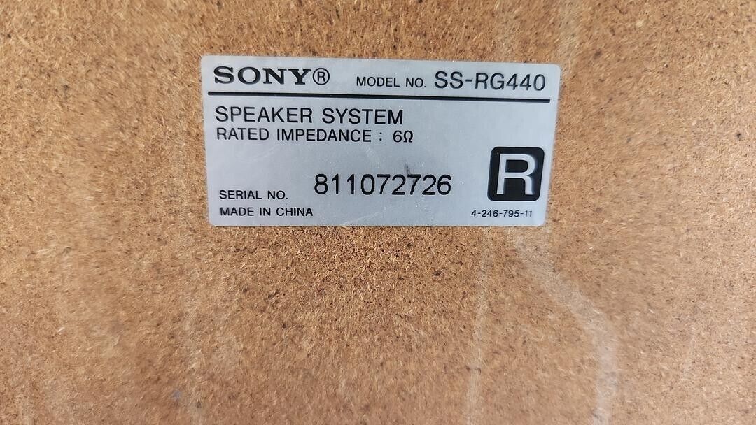 Pair of Sony Hybrid Dual Woofer Speakers Model SS-RG440 Untested