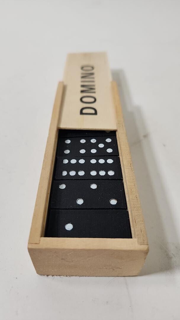 28 Piece Dominos Set In Wooden Box