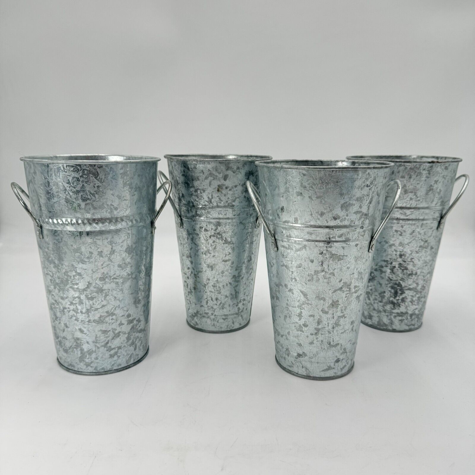 Decorative Set of 4 Galvanized Metal Farm-Style Design Flower Vase with Handles