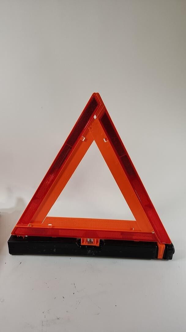 JAMES KING Roadside 3 Emergency Triangles American Made Safety Warning Kit