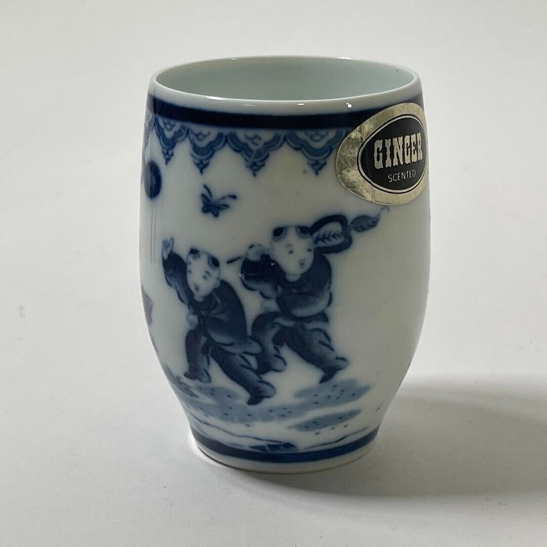 Vintage Diplomat Japanese blue and white porcelian Candle Holder