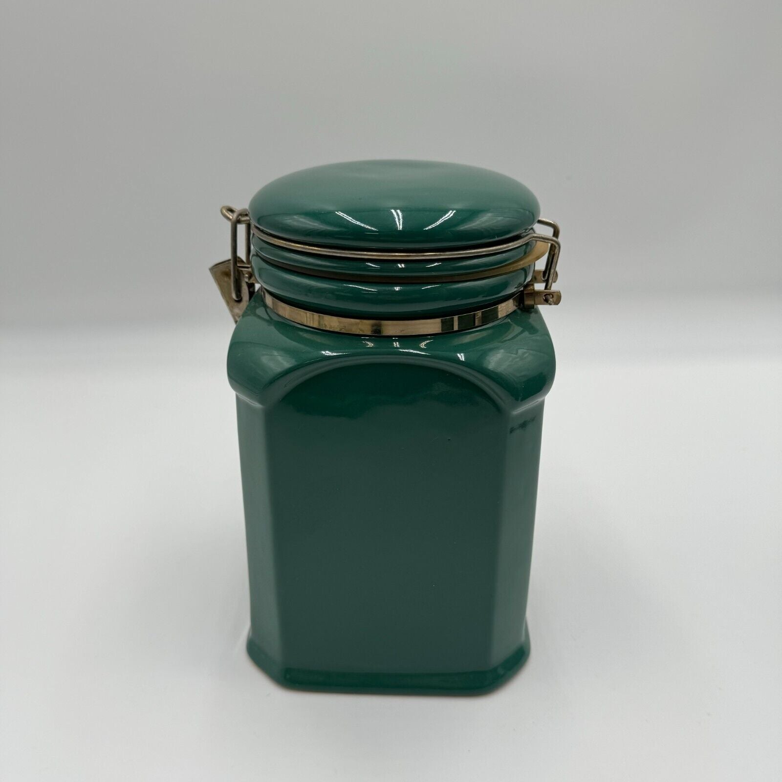 Set of 4 Vintage Green Ceramic Kitchen Storage Canisters Rubber Seal Brass Latch
