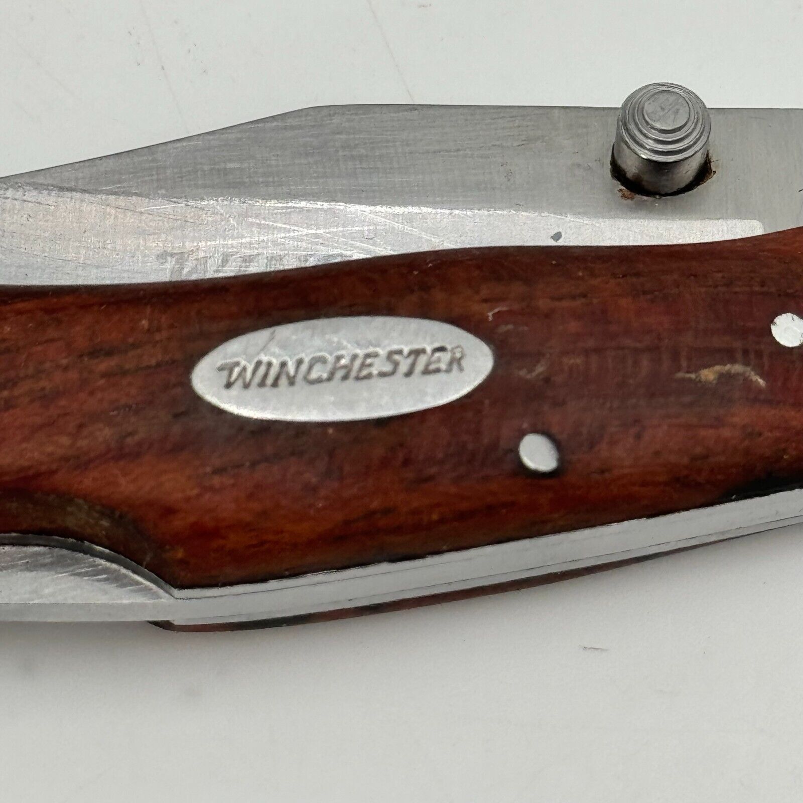 Winchester Rich Grain Wood Handles Folding Blade Everyday Carry Pocket Knife