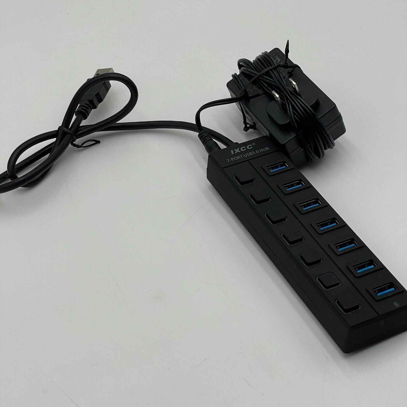 IXCC 7-Port USB 3.0 Hub Black Dock Station Toggle Buttons - PORTABLE & DURABLE