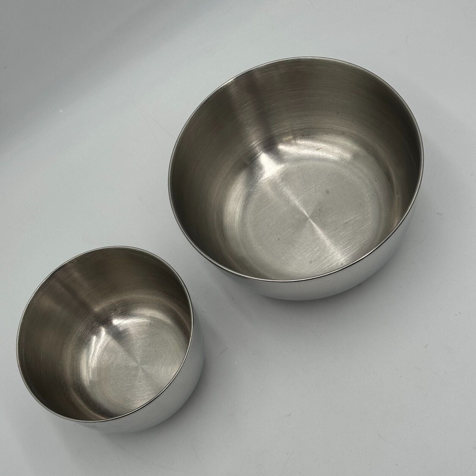 2pc Set Stainless Steel Bowls Medium 6in & Large 9in Mixing Bowl Baking Cooking