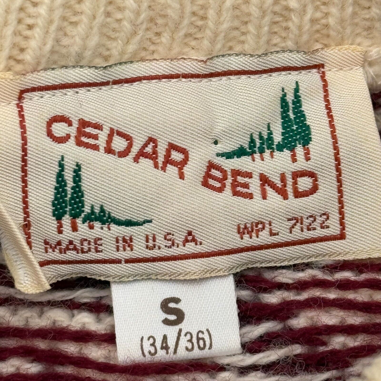 Cedar Bend Vintage Sweater Lumberjack Red White Crew Men’s Size Small S (34-36)