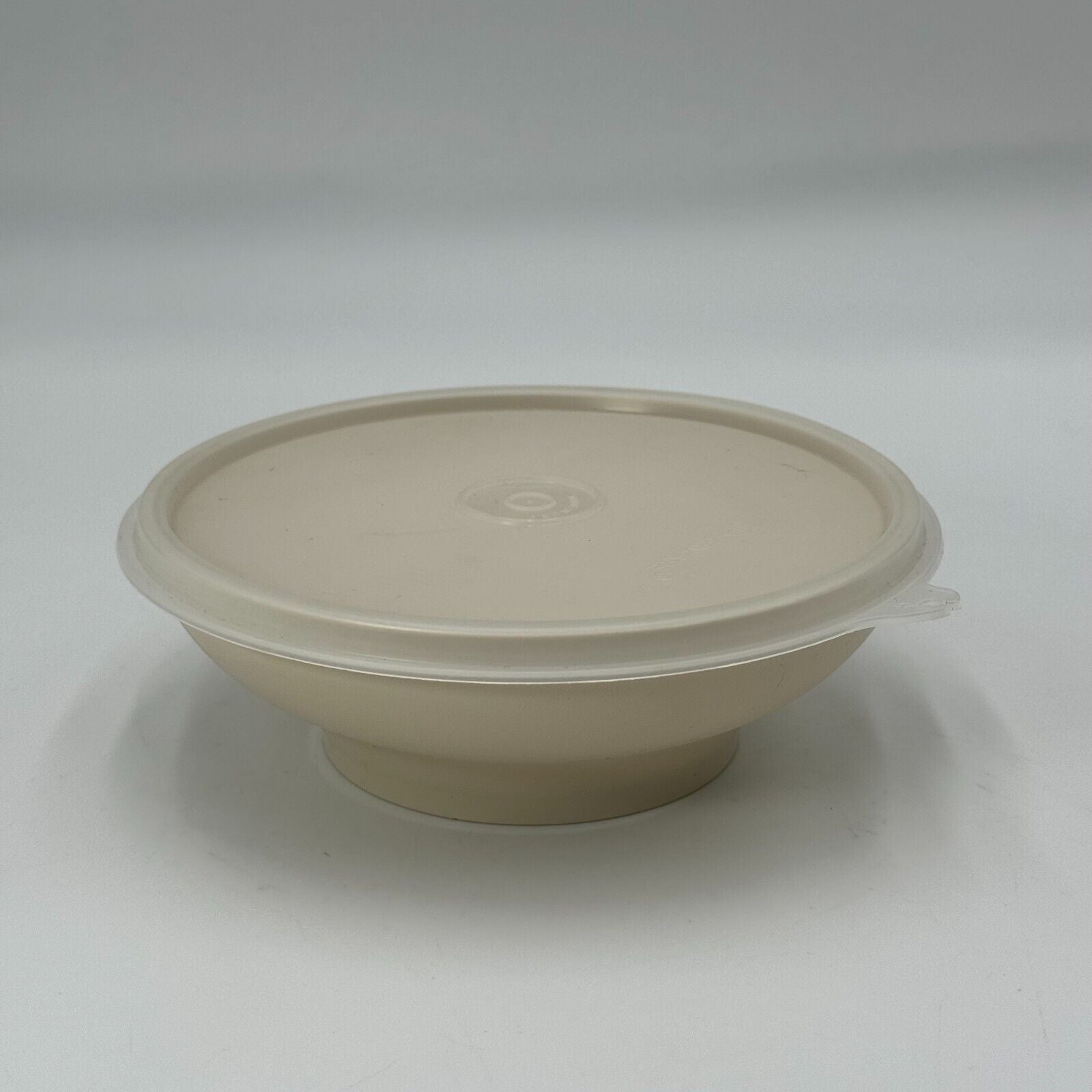 Tupperware Bowl 890 Harvest Gold Cereal Soup Storage 6” Bowl With Lids Vintage