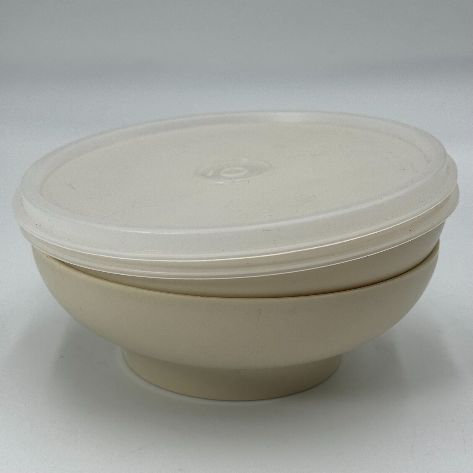 Tupperware Bowl 890 Harvest Gold Cereal Soup Storage 6” Bowl With Lids Vintage