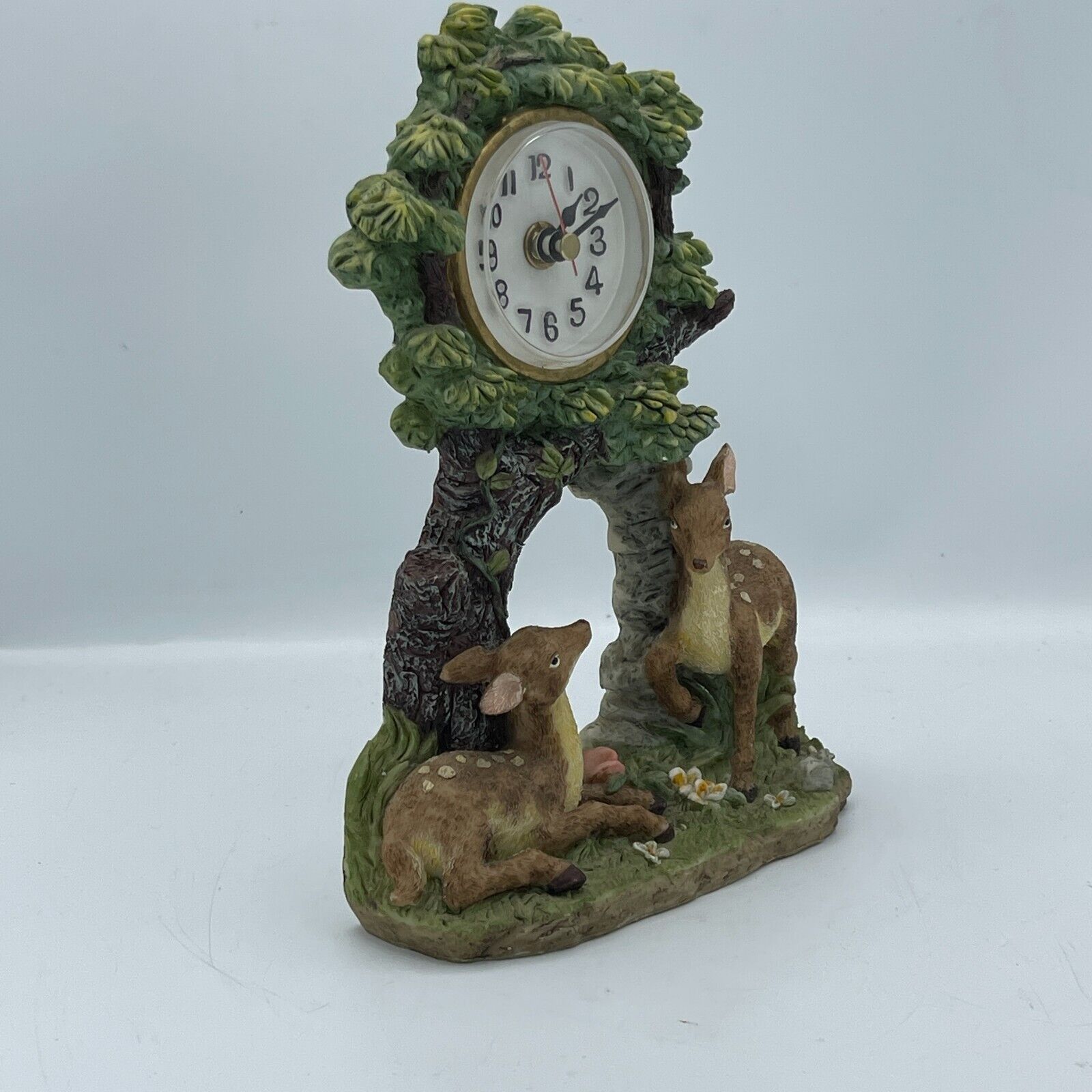 Vintage Montifiori Collection Nature-Inspired Design Battery Operated Desk Clock