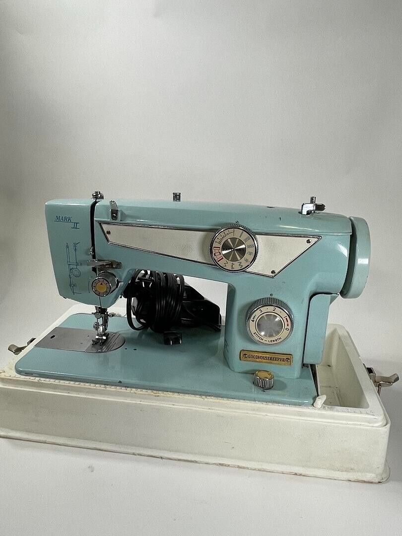 Vintage GoodHousekeeper Mark II Sewing Machine & Pedal - Tested