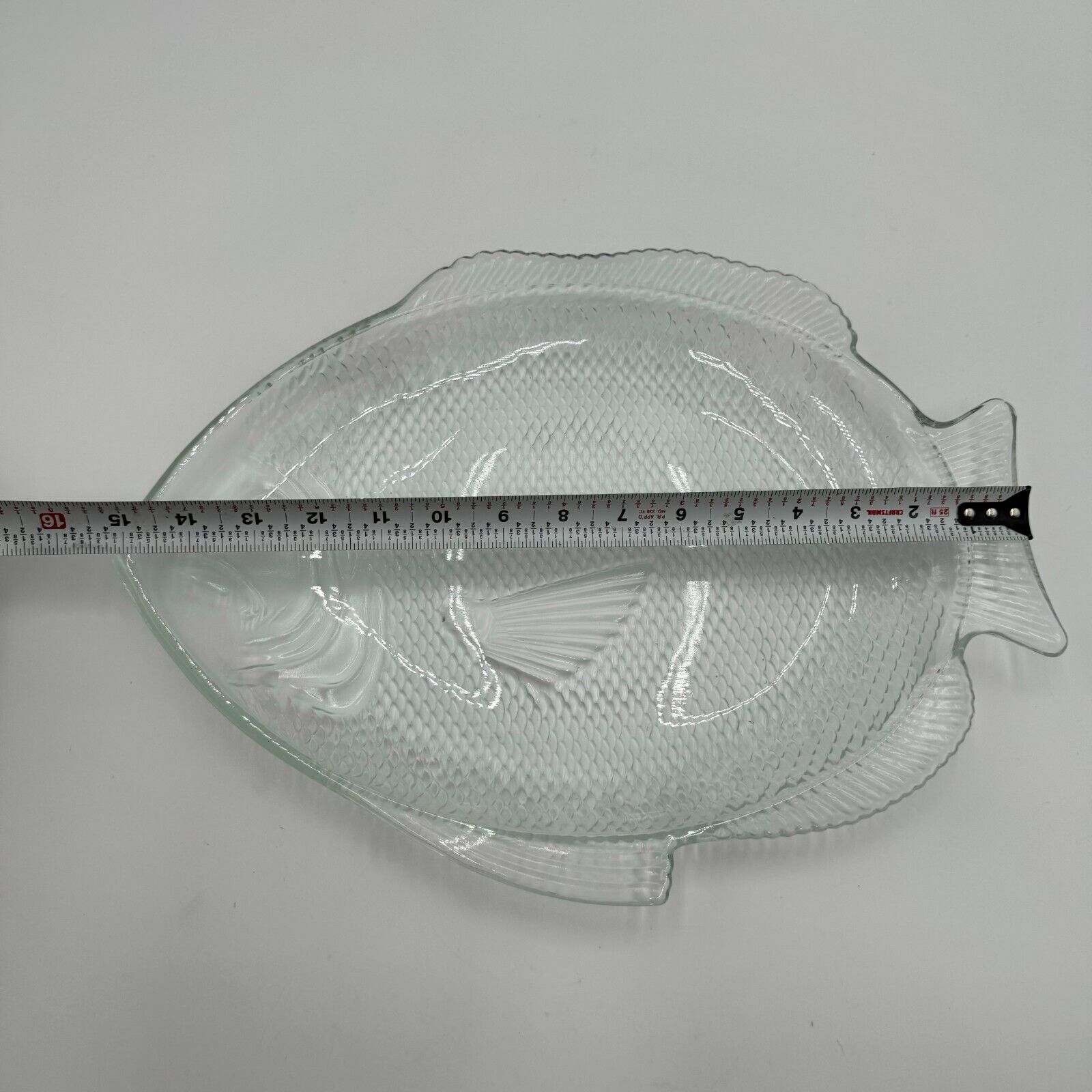 Vintage Decorative Clear Glass Ovenproof Fish-Shaped 11" x 8" Plate Stackable