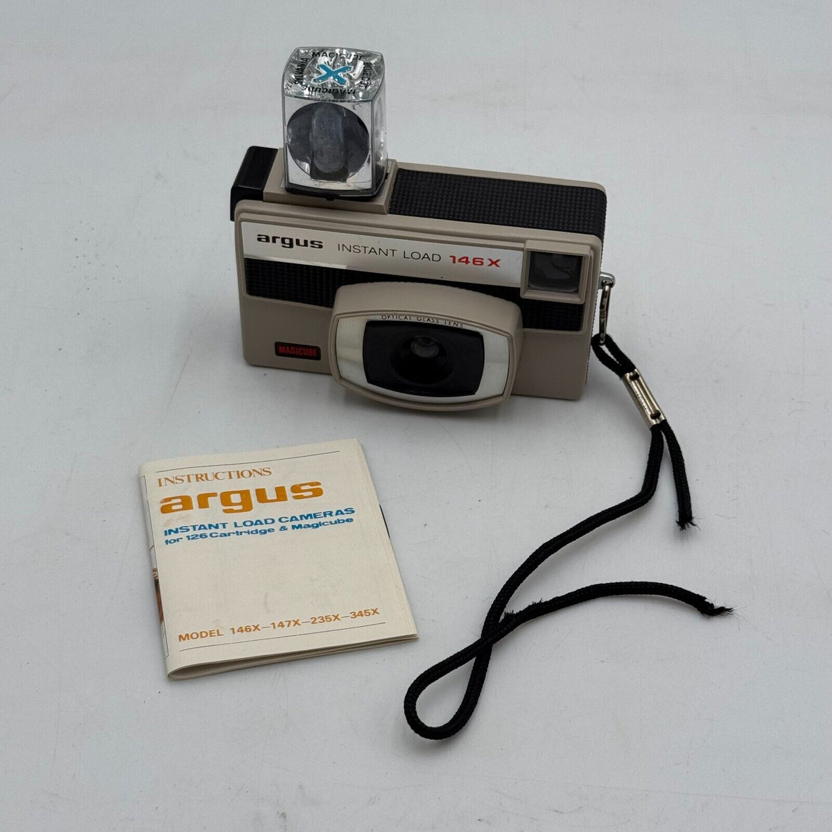 Vintage Argus Instant Load 146x Film Camera With Original Box - Untested