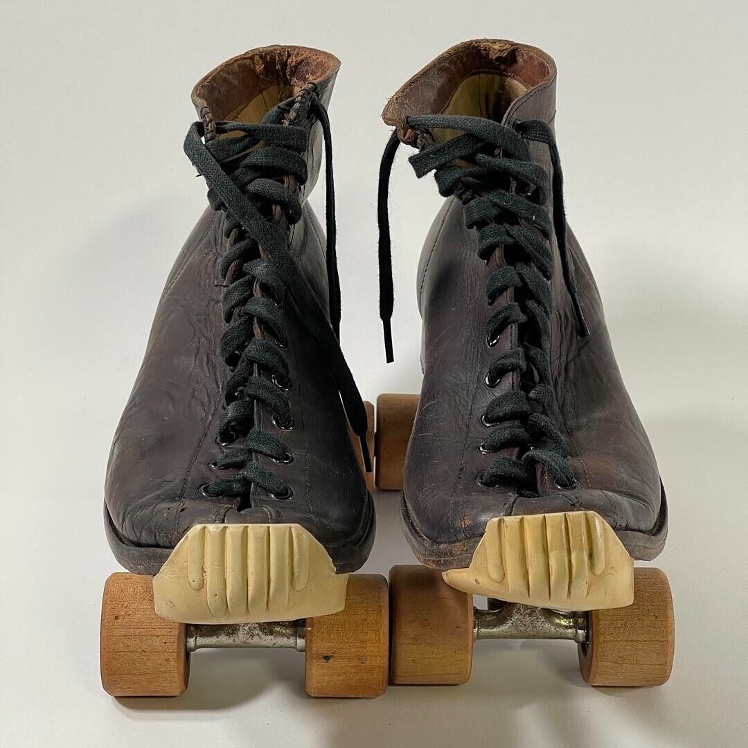 Vintage Hyde Athletic Shoe Co Chicago Wood Wheel Roller Skates - Size 9 Mens
