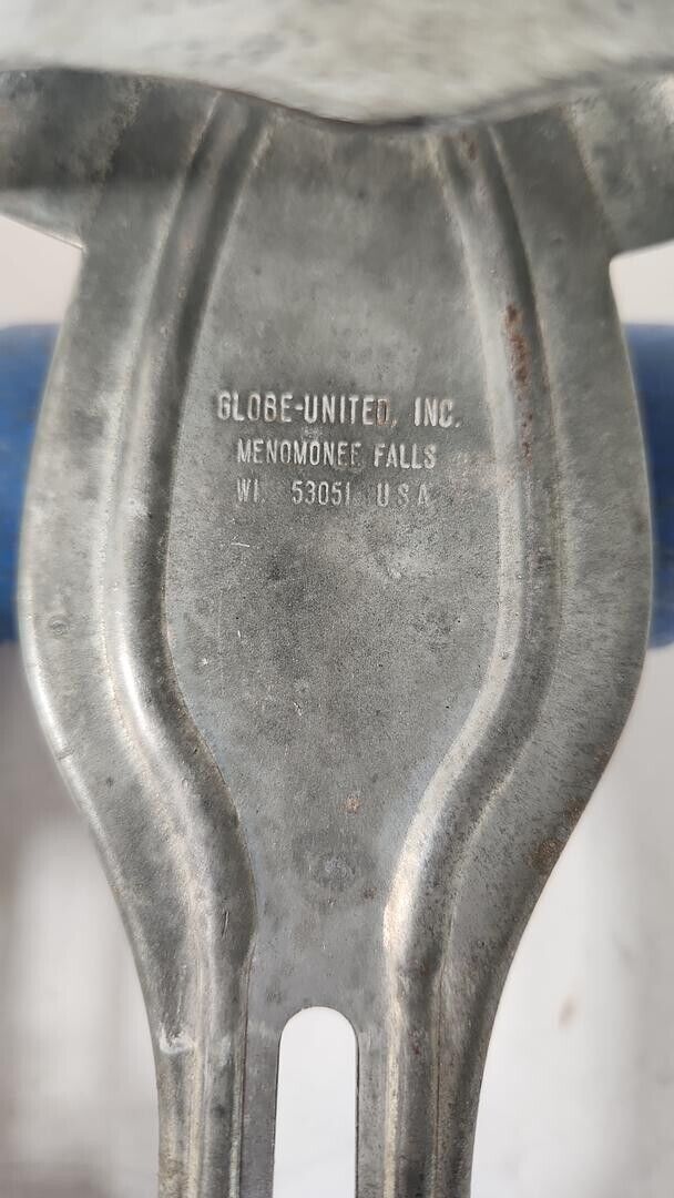 Vintage Globe United Inc. Adjustable Metal Roller Skates, Pin Missing on One