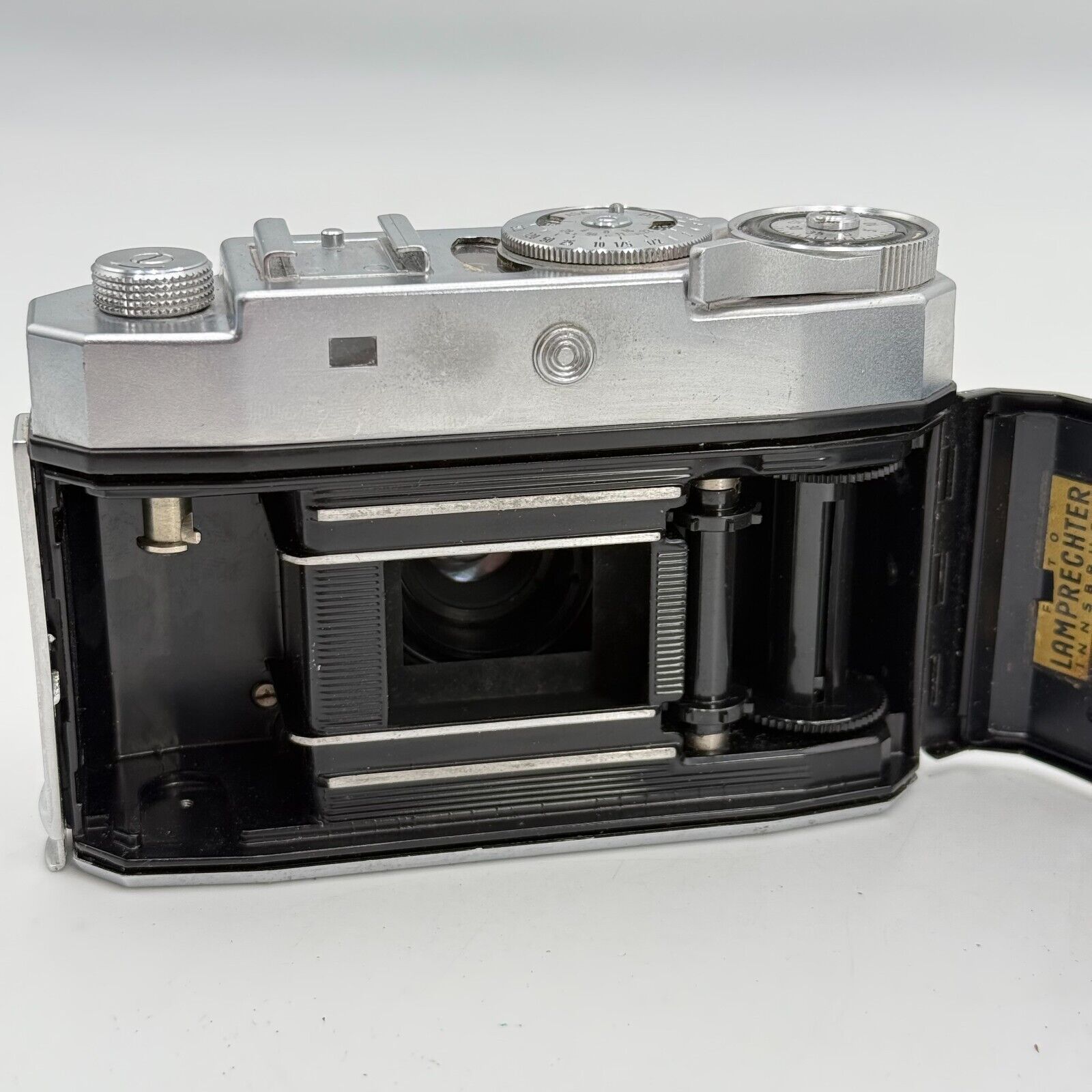 Zeiss Ikon 527/24 Rangefinder SLR Vintage Camera With 1:2.8 f45mm Novicar lens