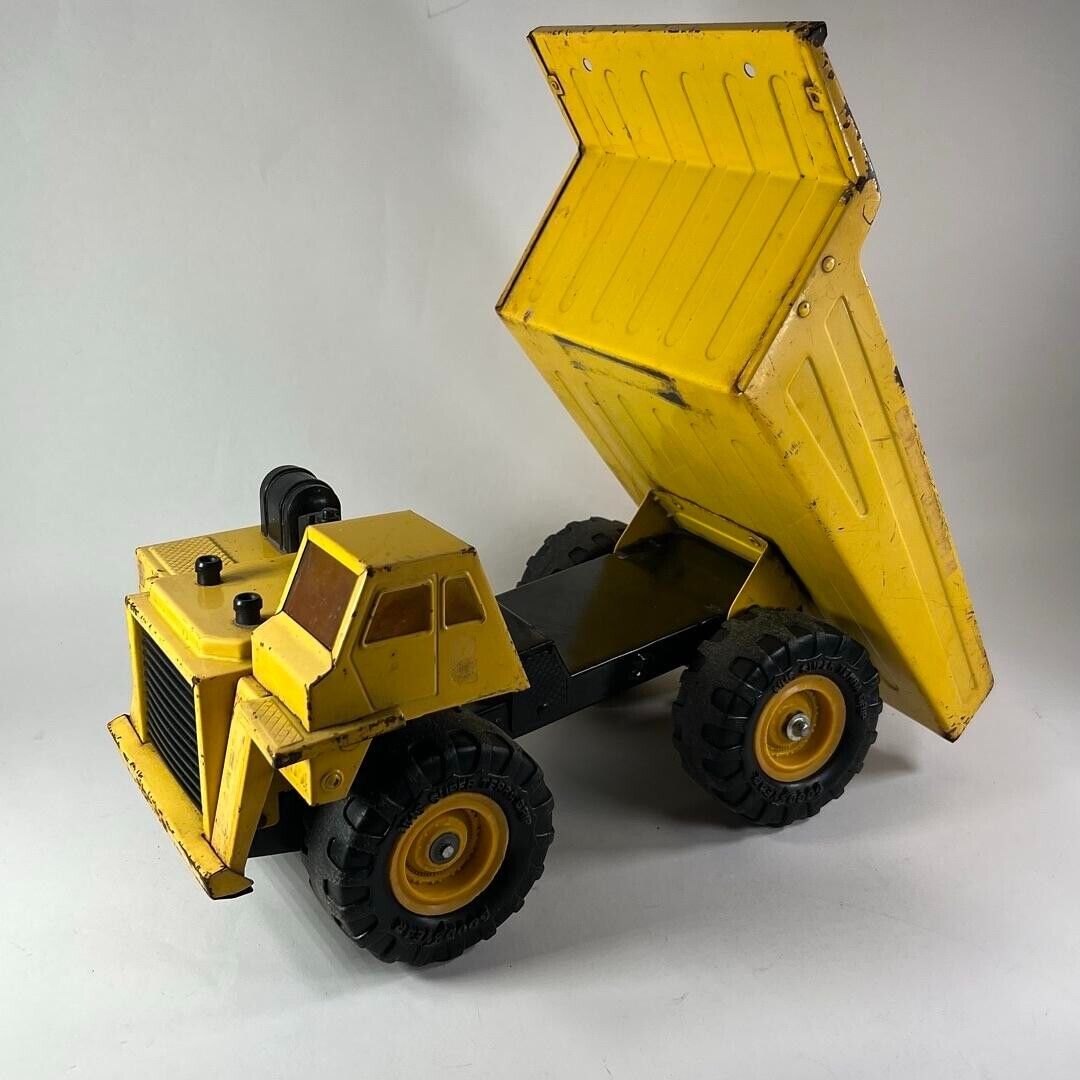 1985 REMCO CAT Metal Dump Truck Caterpillar 785 Toy 7” Vintage