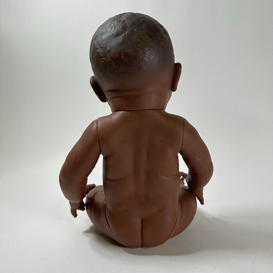 The Doll Factory Europe SL, REALISTIC Newborn Baby 16" Doll African