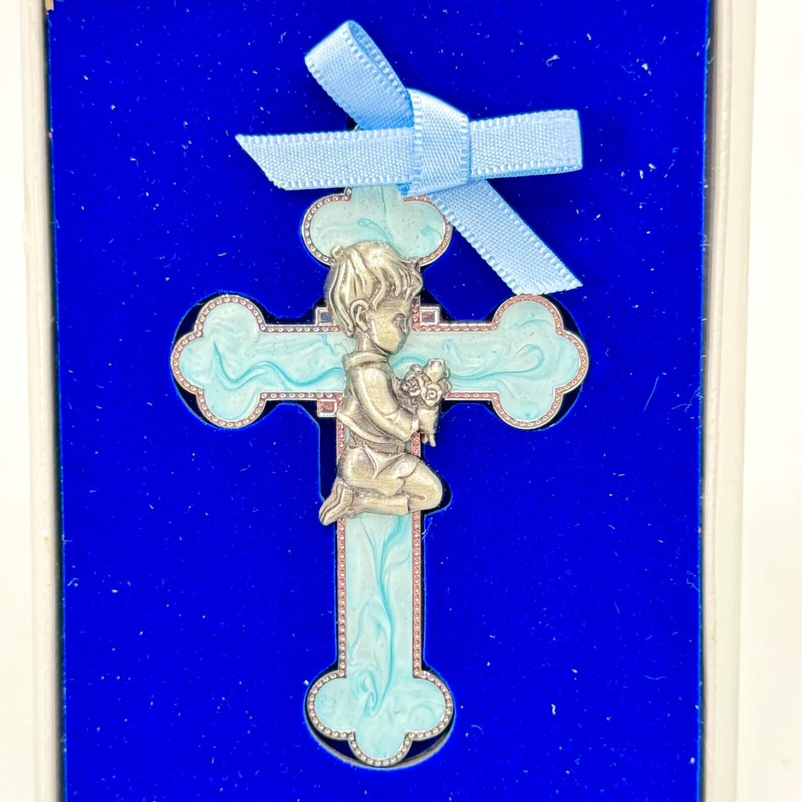 Sacred Traditions Blue Bow Pearlized Enamel Cross Child Praying Pewter Silver 3"