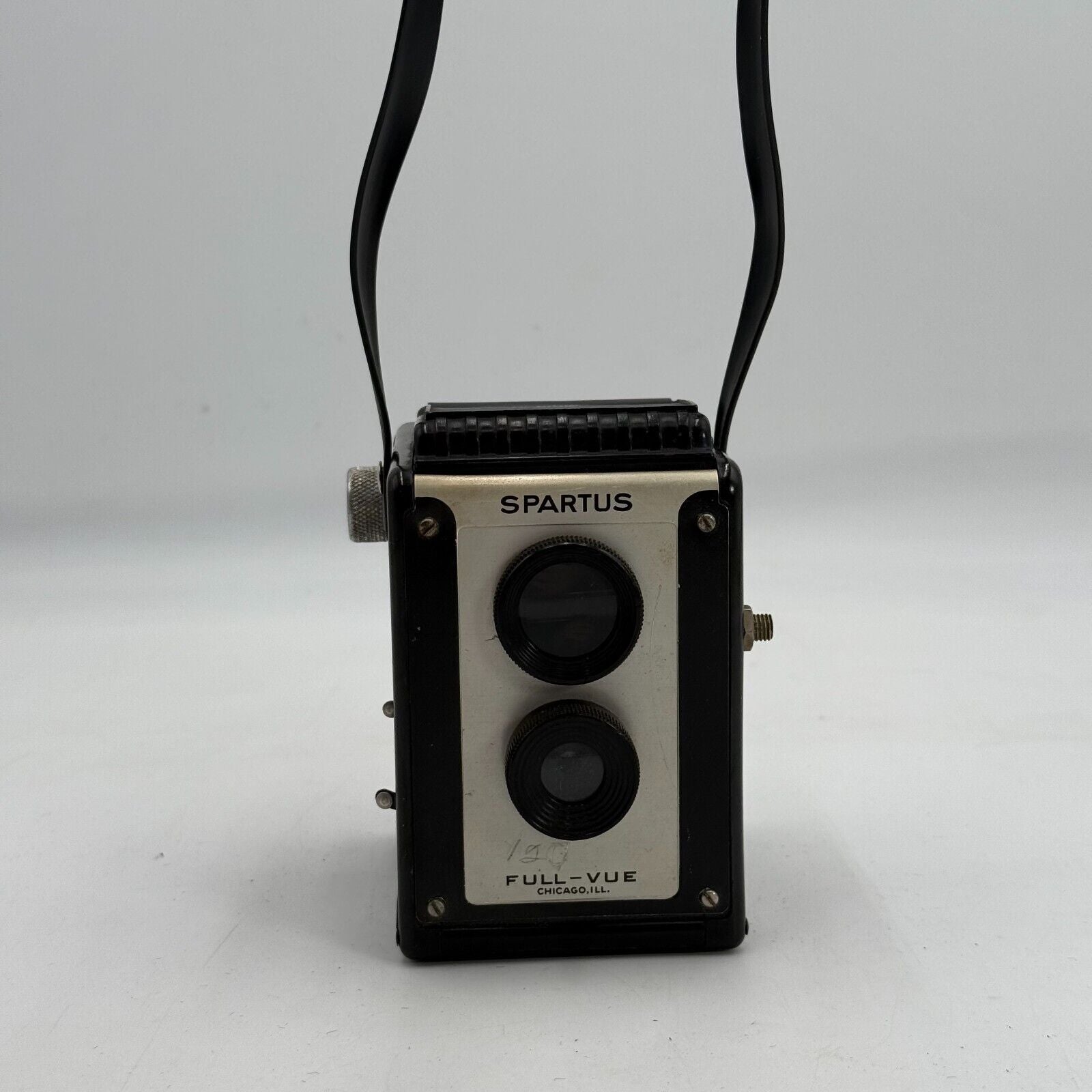 Rare Spartus Full-Vue Twin Lens Reflex Camera with Shoulder Strap VTG - Untested