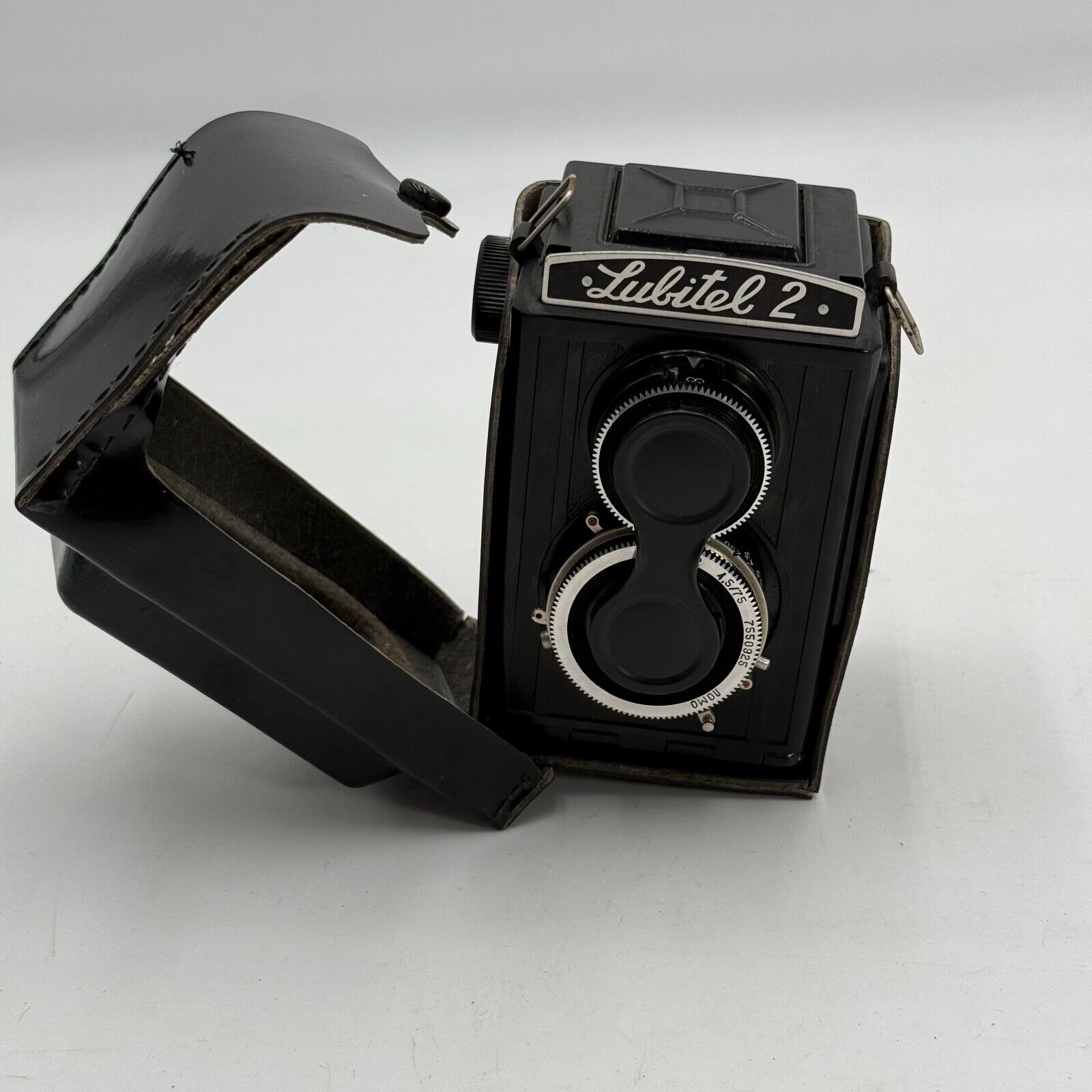 Lomo Lubitel 2 Vintage Rare Camera With 120mm Film TLR ARP107 On Leather Case