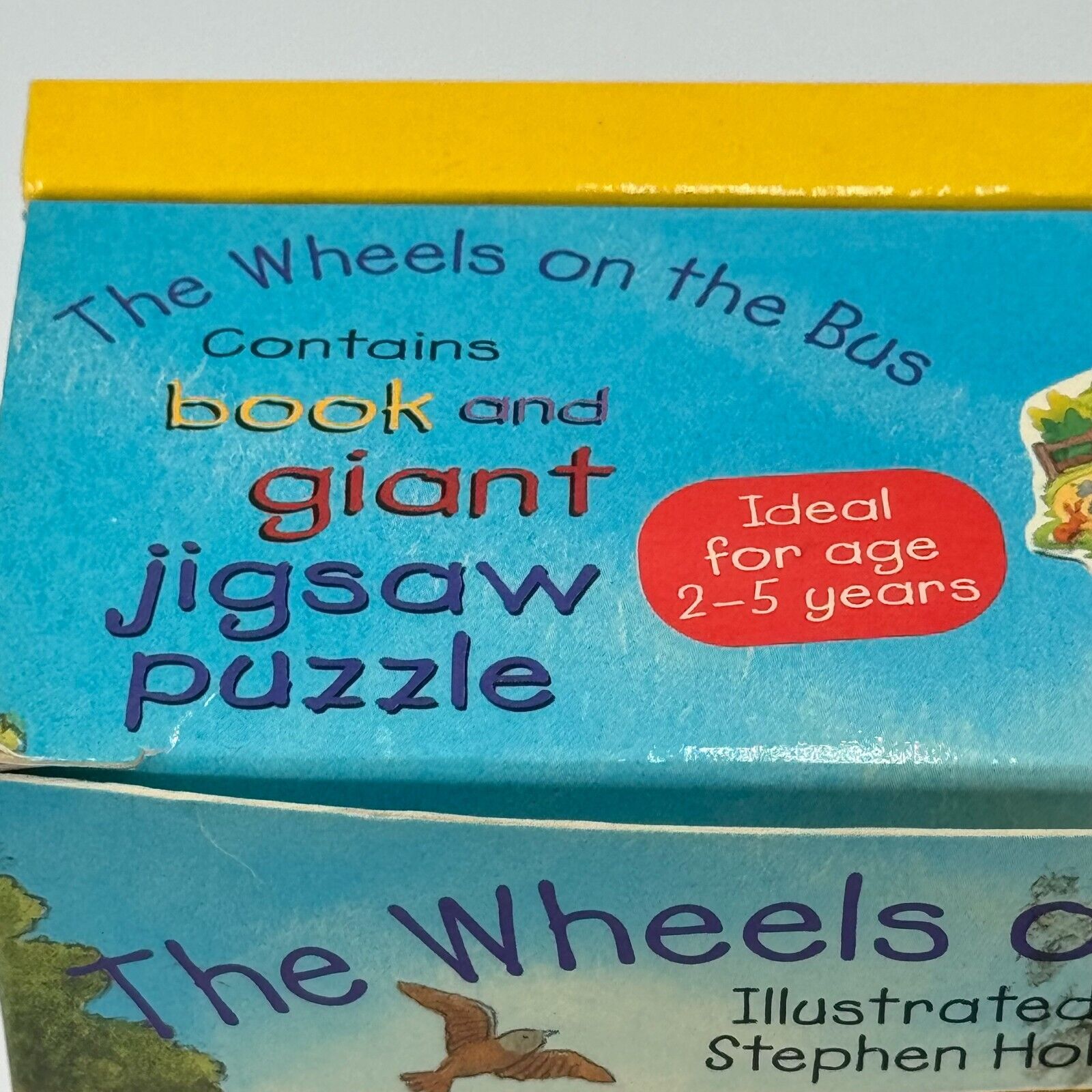 The Wheels On The Bus Illistrated 16 Page Book and Giant 25 Piece Jigsaw Puzzle