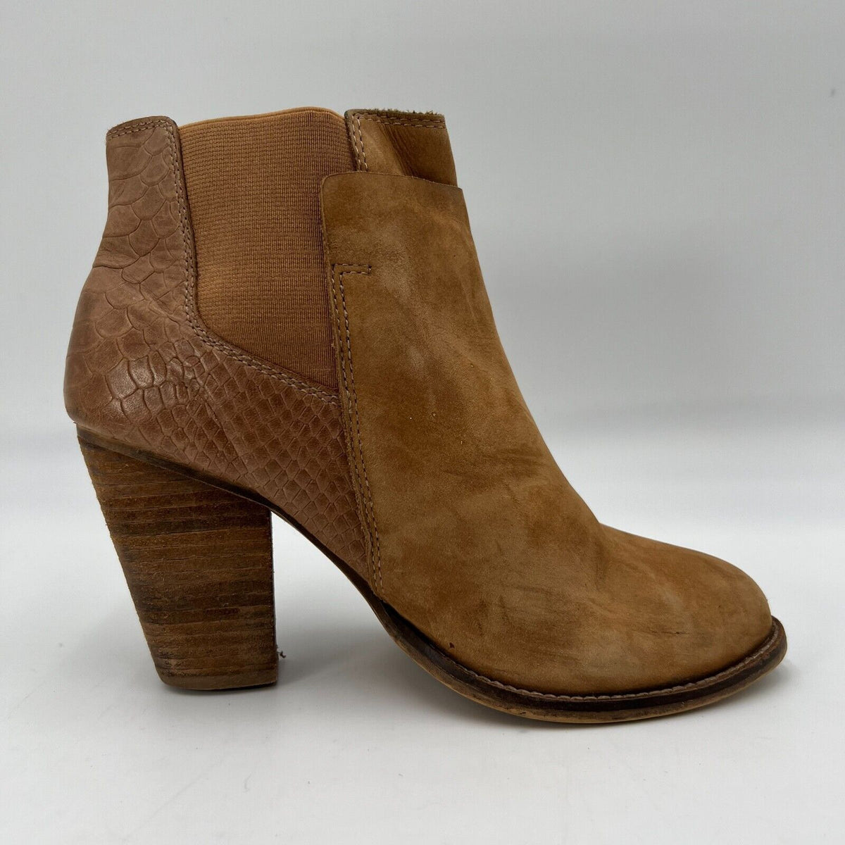 Aldo Ankle Boots Tan Chic 3” Heel Chelsea Western Style Leather Womens Size 8