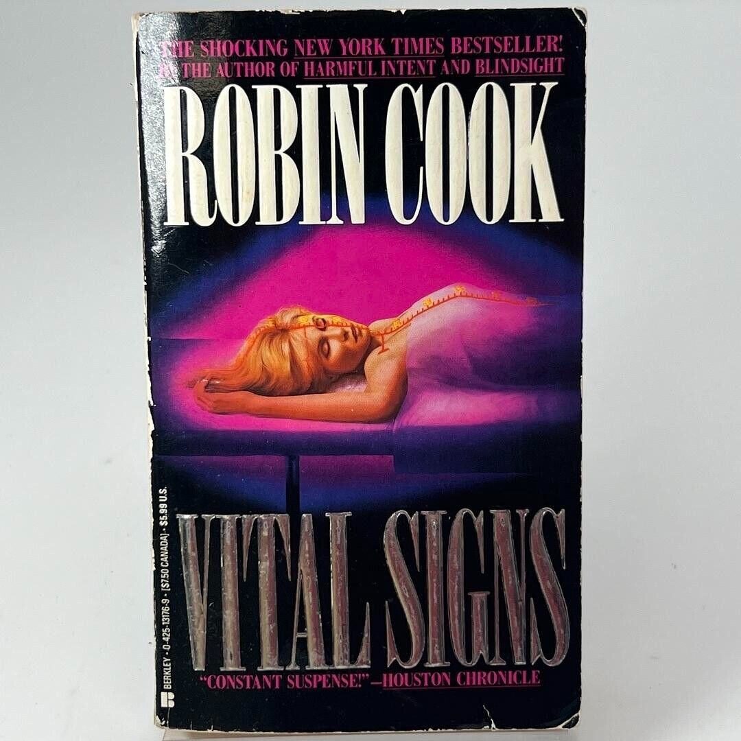 Vital Signs By Robin Cook Paperback