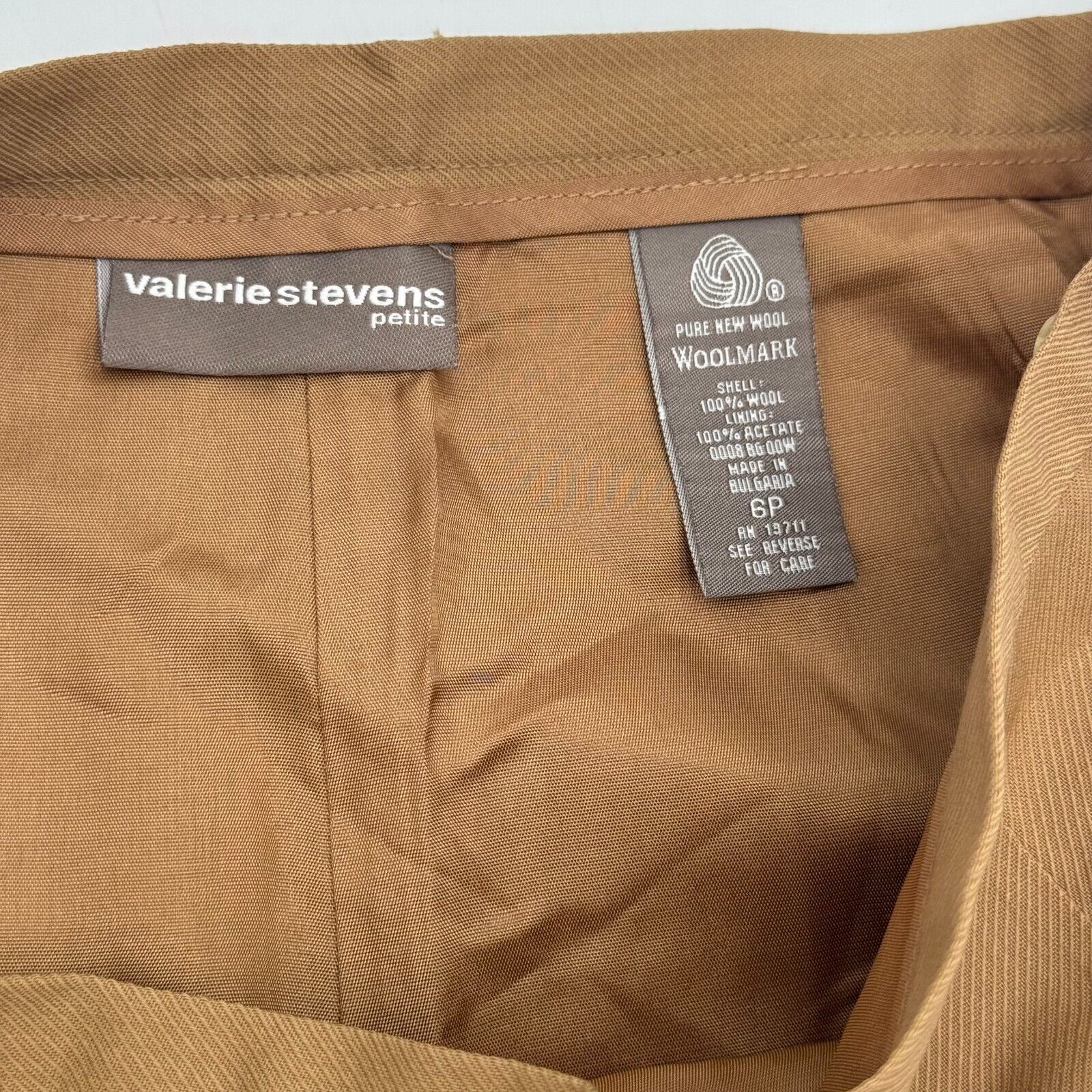 Valerie Stevens Womens Classic Preppy Notch Petite Pant Suit Set Tan Size 6P NWT