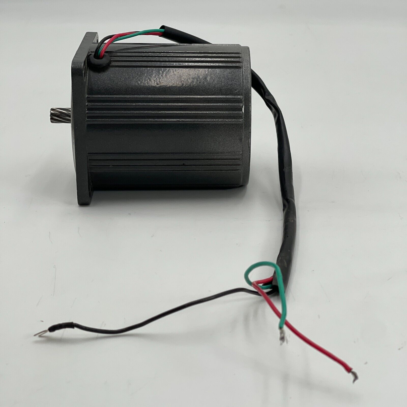 UNIVERSAL MOTOR 40W 110V 50/60HZ 1250/1500RPM