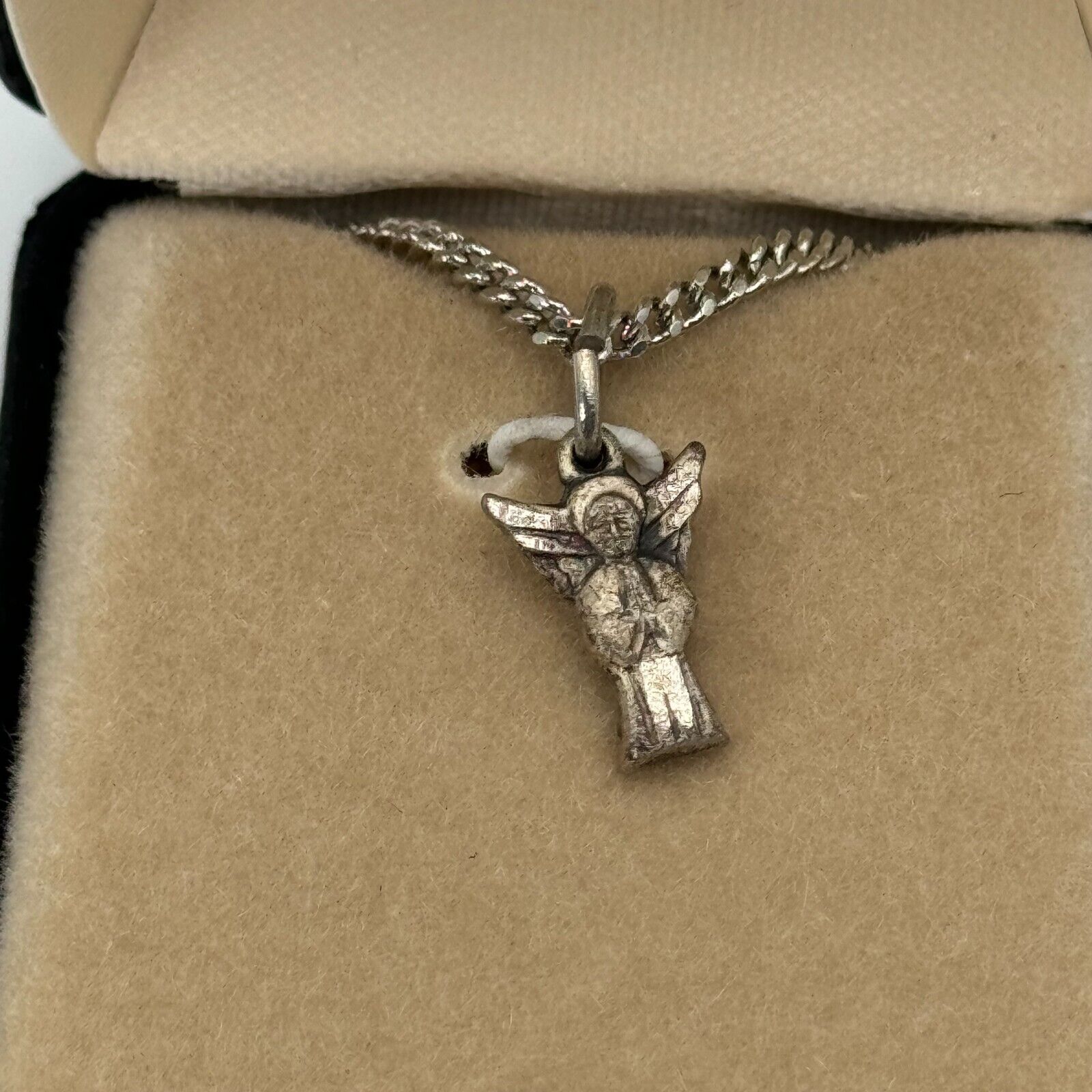 Creed  18 in Chain Style Sterling Silver Necklace With Baby Guardian Angel Penda