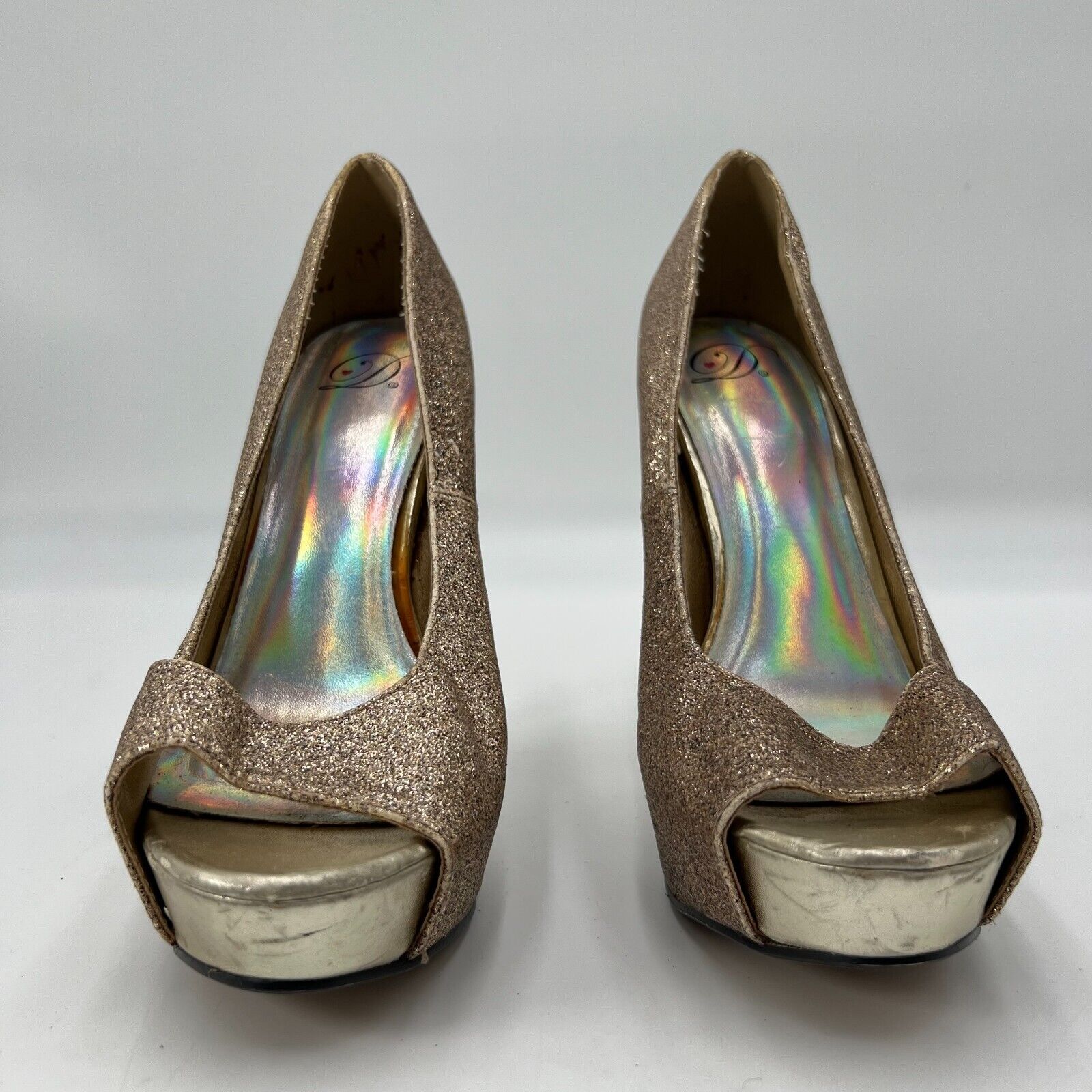 D brand Heart Gold Glitter Open Toe Pumps 5.5 inch Stiletto Heel Womens Size 8