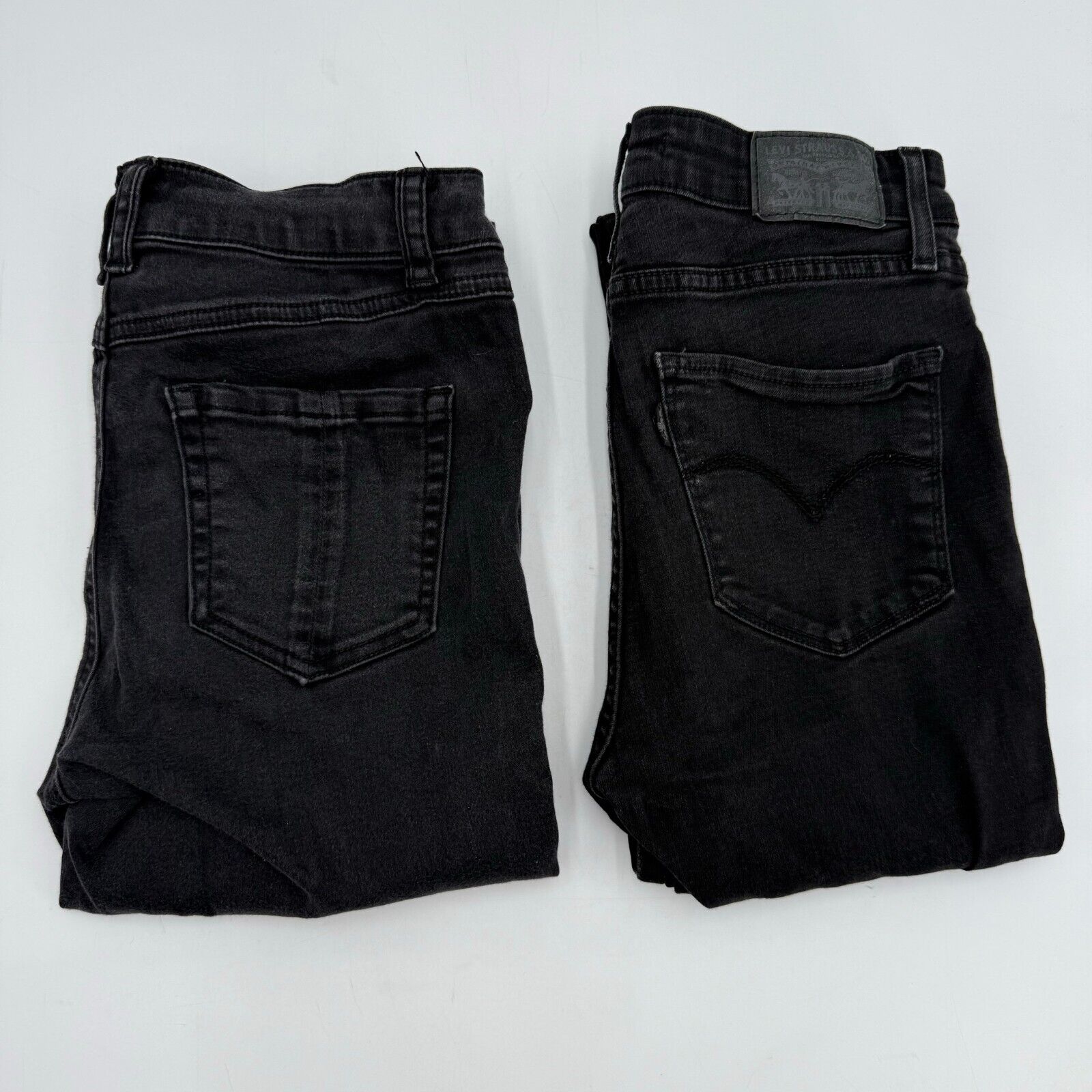 2 Pair Womens Black Denim Jeans Levi’s Skinny High Rise & Rewash Stretch Size 28