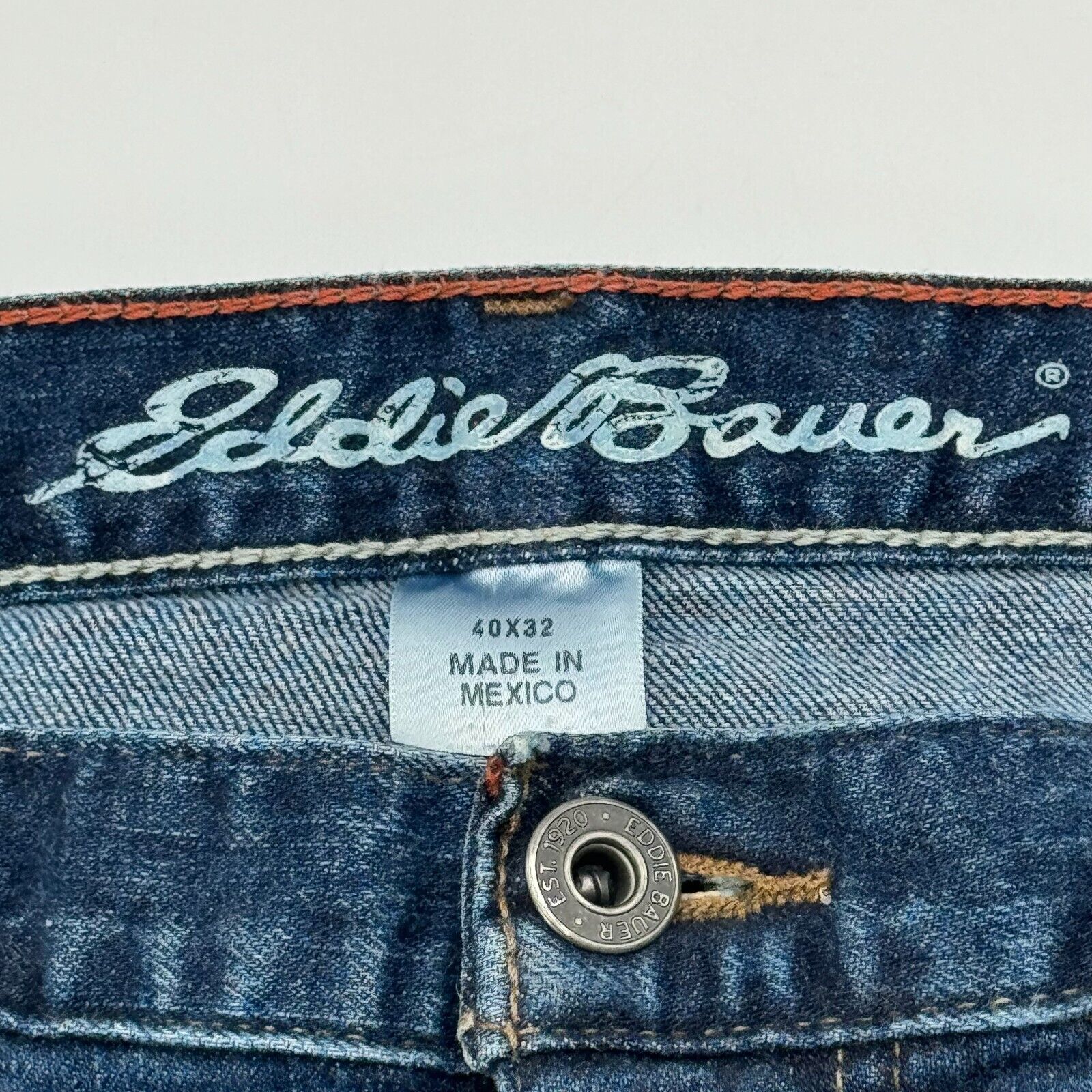 Eddie Bauer Straight Fit Specially Dyed Denim Blue Jeans Mens Size 32x30